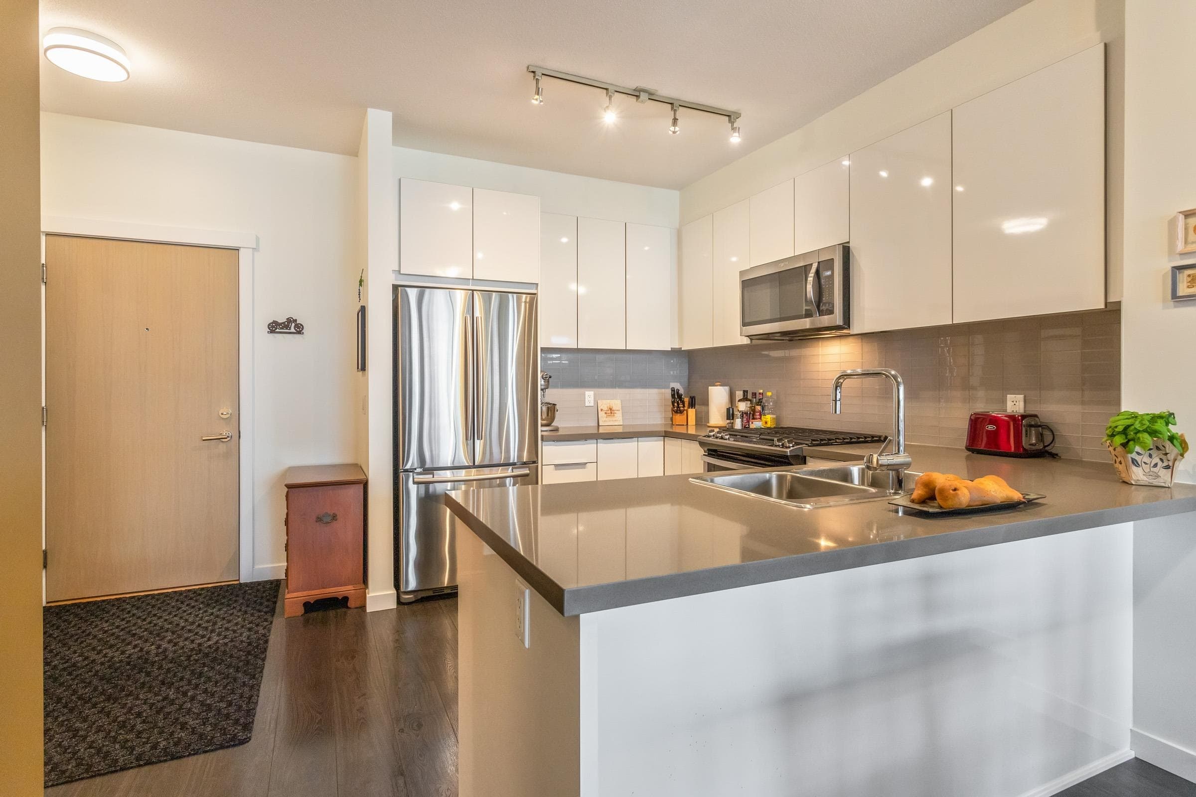 502 - 609 Cottonwood Avenue, Coquitlam, V3J 0H2 — photo 5