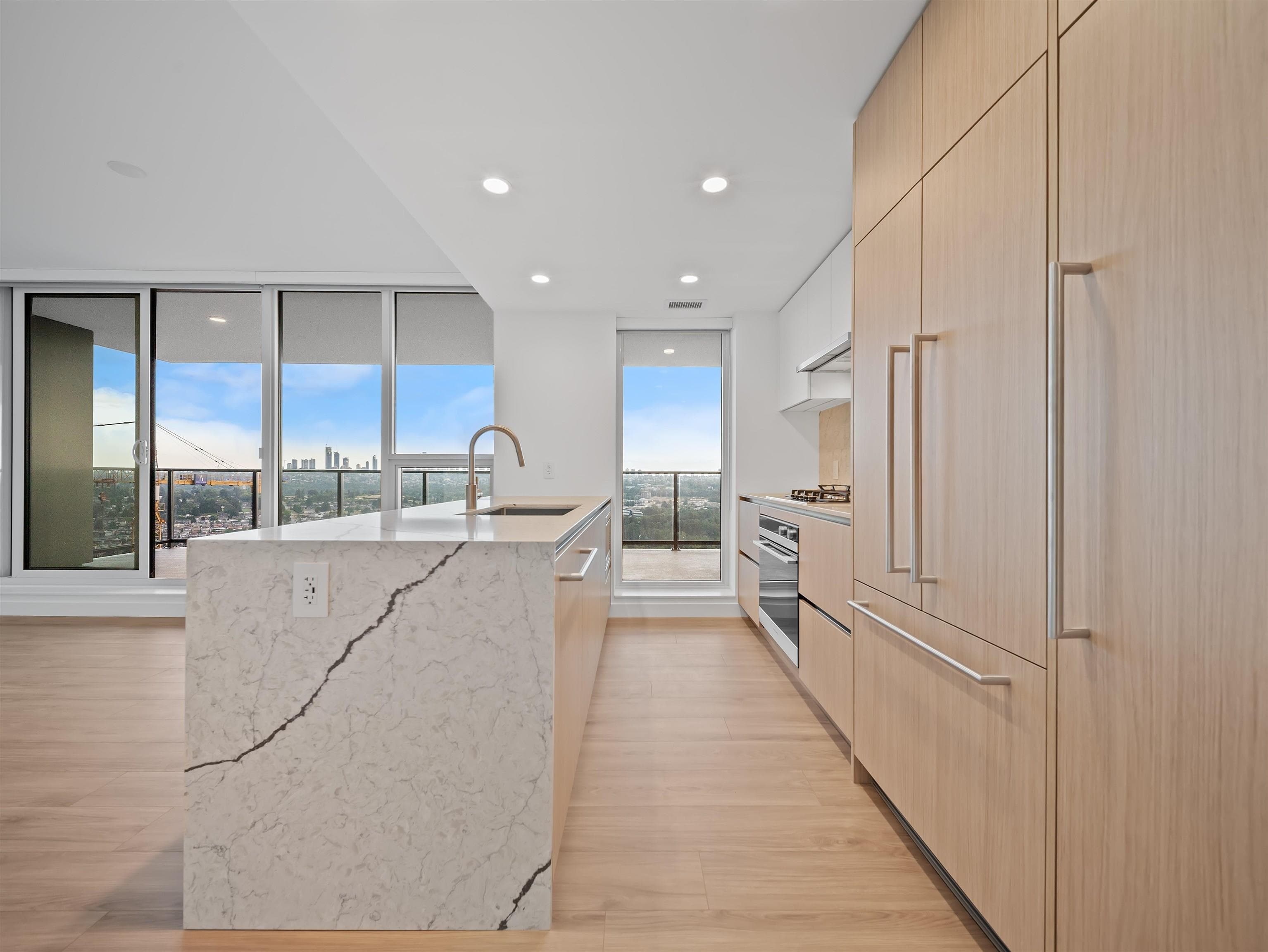 3705 - 2135 Springer Avenue, Burnaby, V5B 0C1 — photo 3