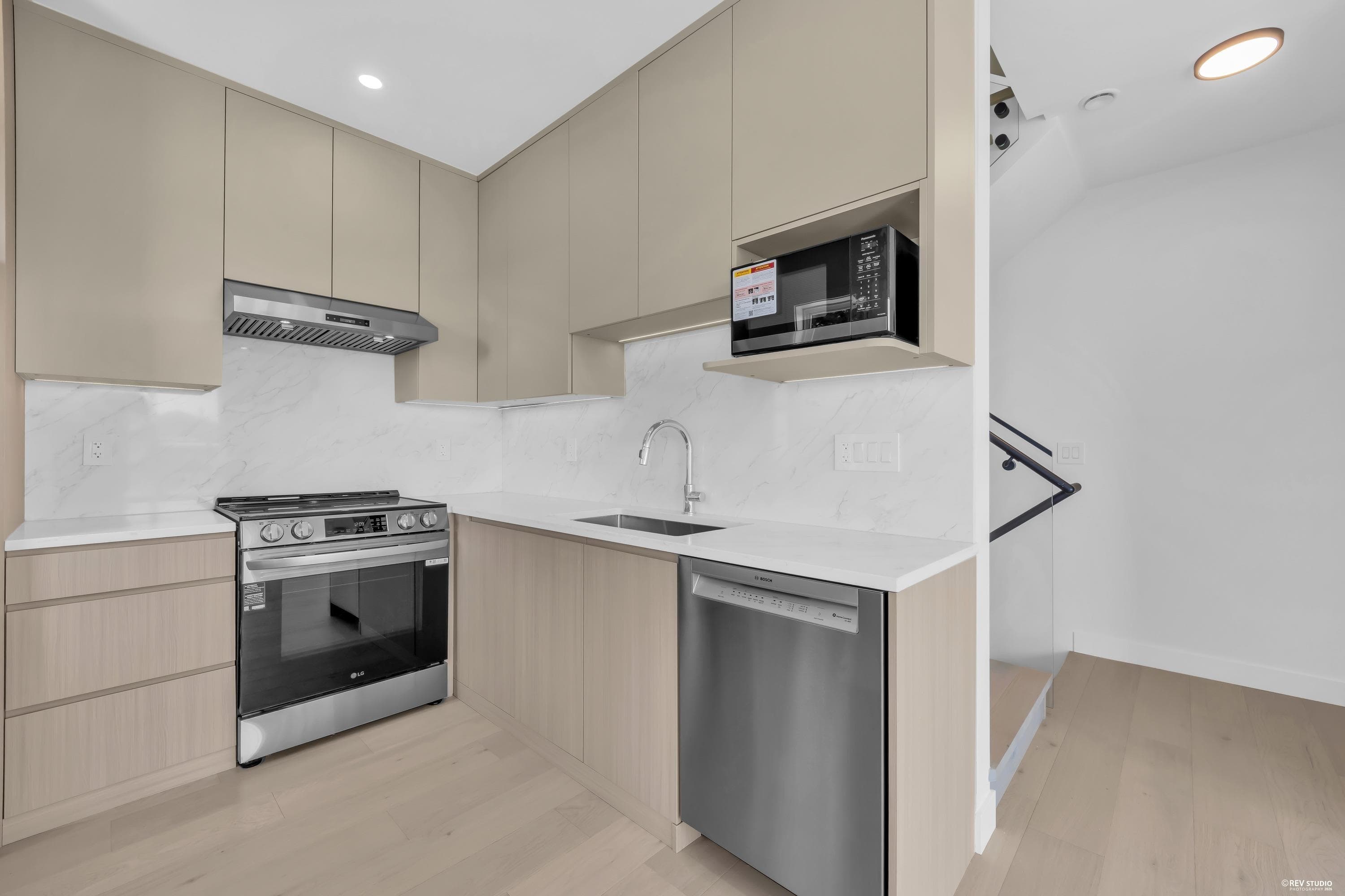 1 - 3800 Pender Street, Burnaby, V5C 2L5 — photo 5