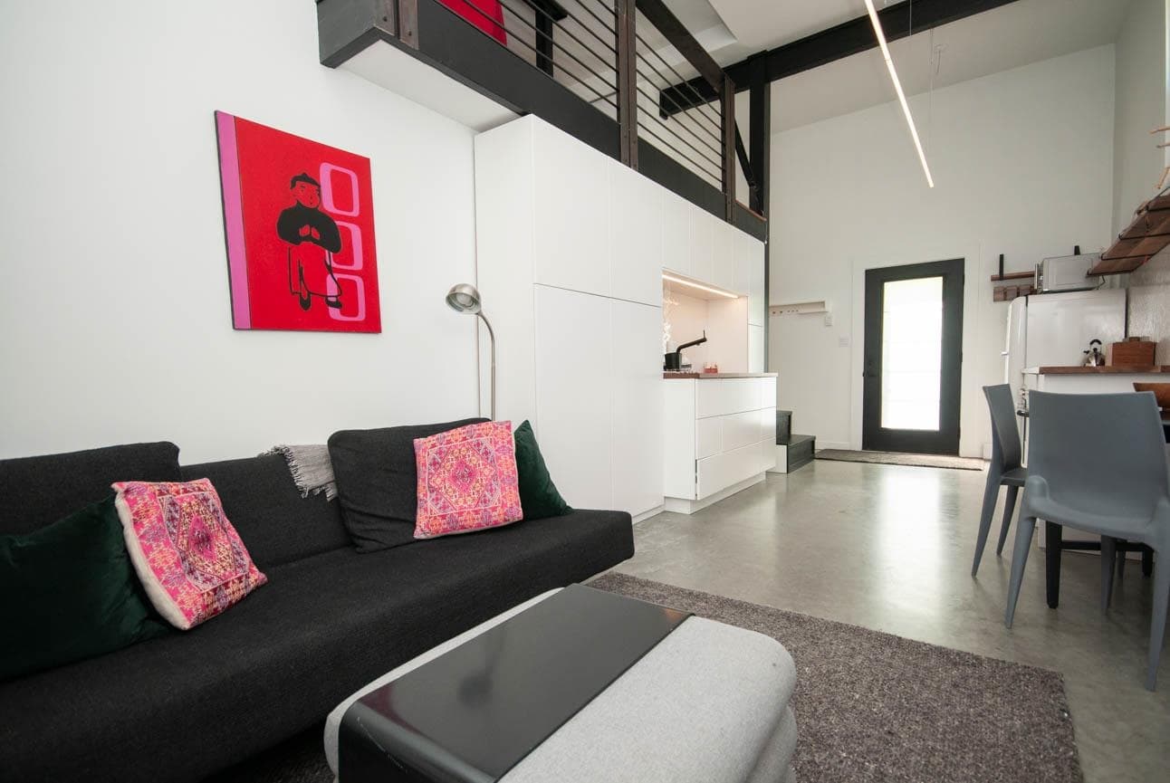 Coach House - 563 Union Street, Vancouver, V6A 2B7 — photo 2