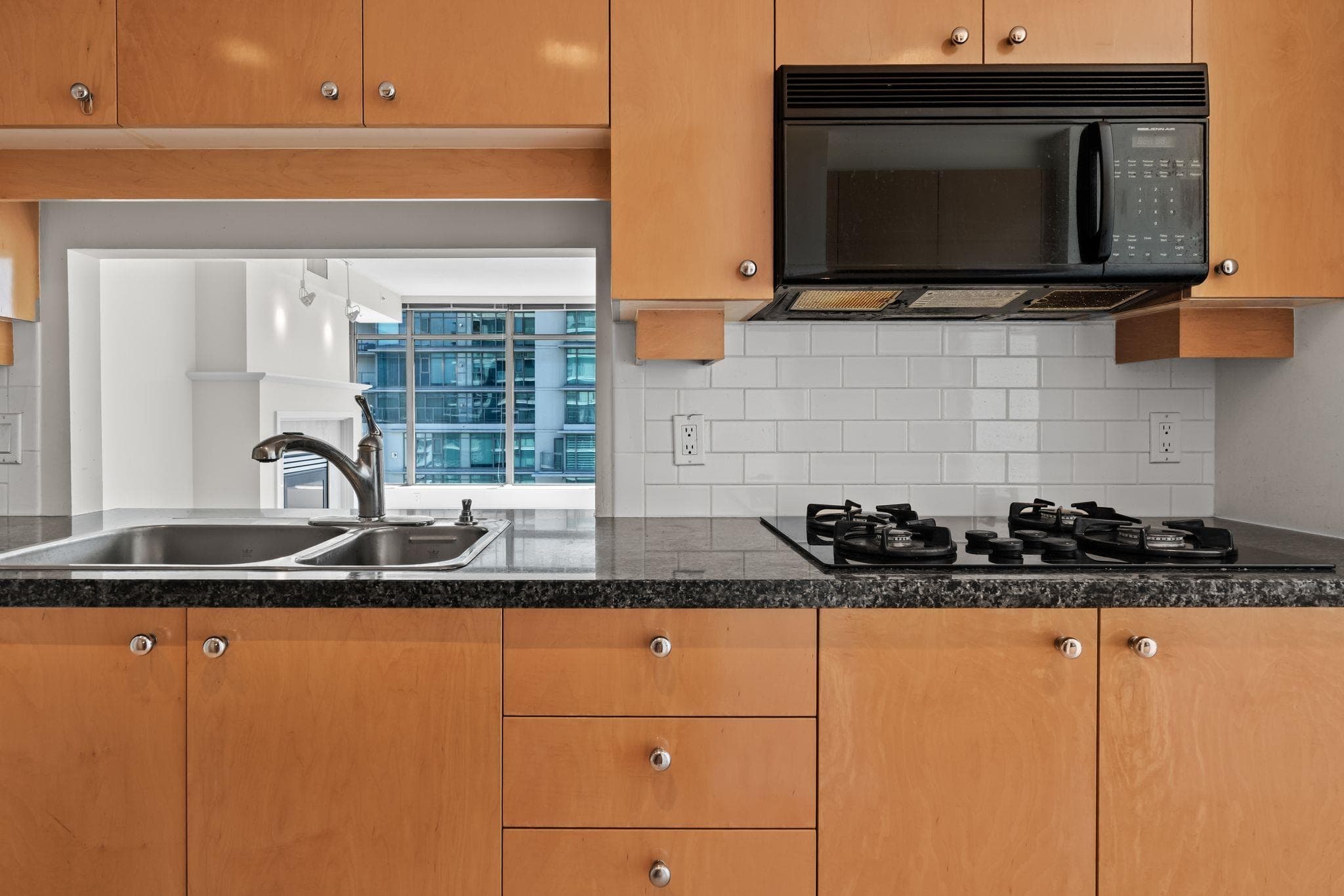 1803 - 1710 Bayshore Drive, Vancouver, V6G 3G4 — photo 3
