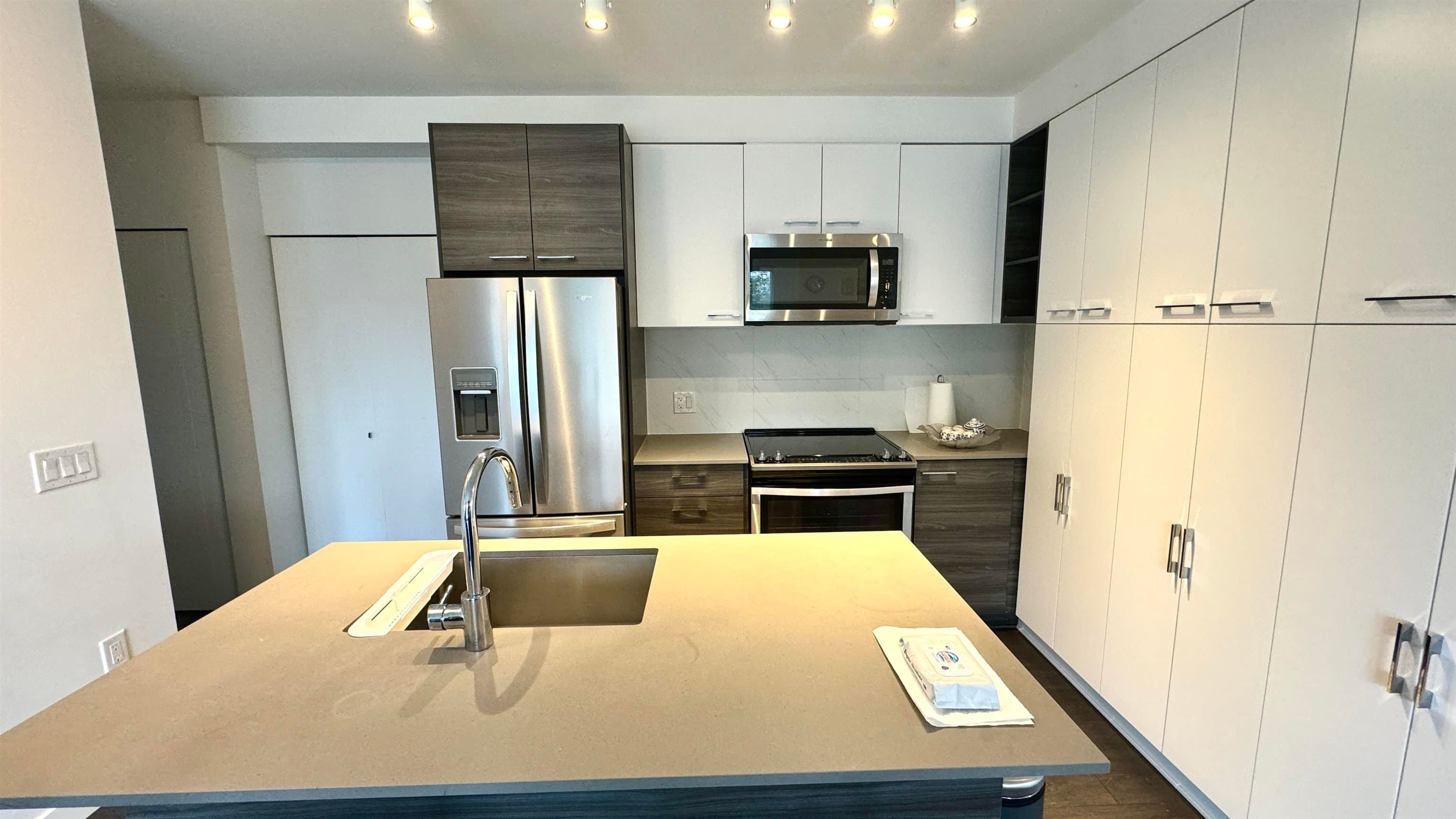 314 - 13963 105a Boulevard, Surrey, V3T 0M9 — photo 4