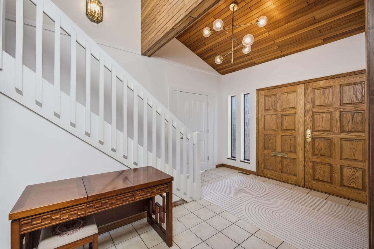 2008 Blairview Avenue, North Vancouver, V7H 2N4 — photo 4