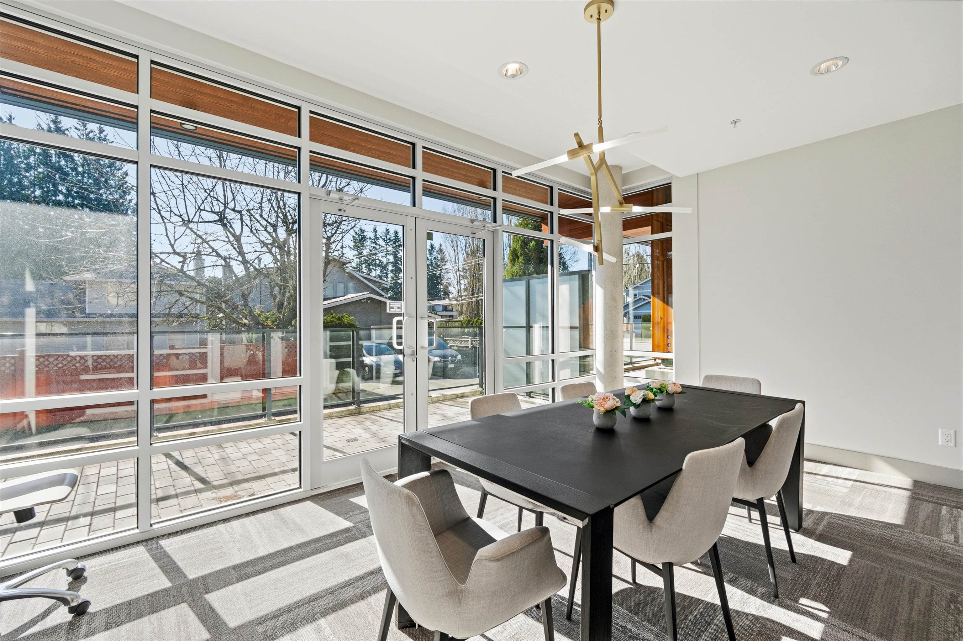 313 - 14022 North Bluff Road, White Rock, V4B 0B7 — photo 3