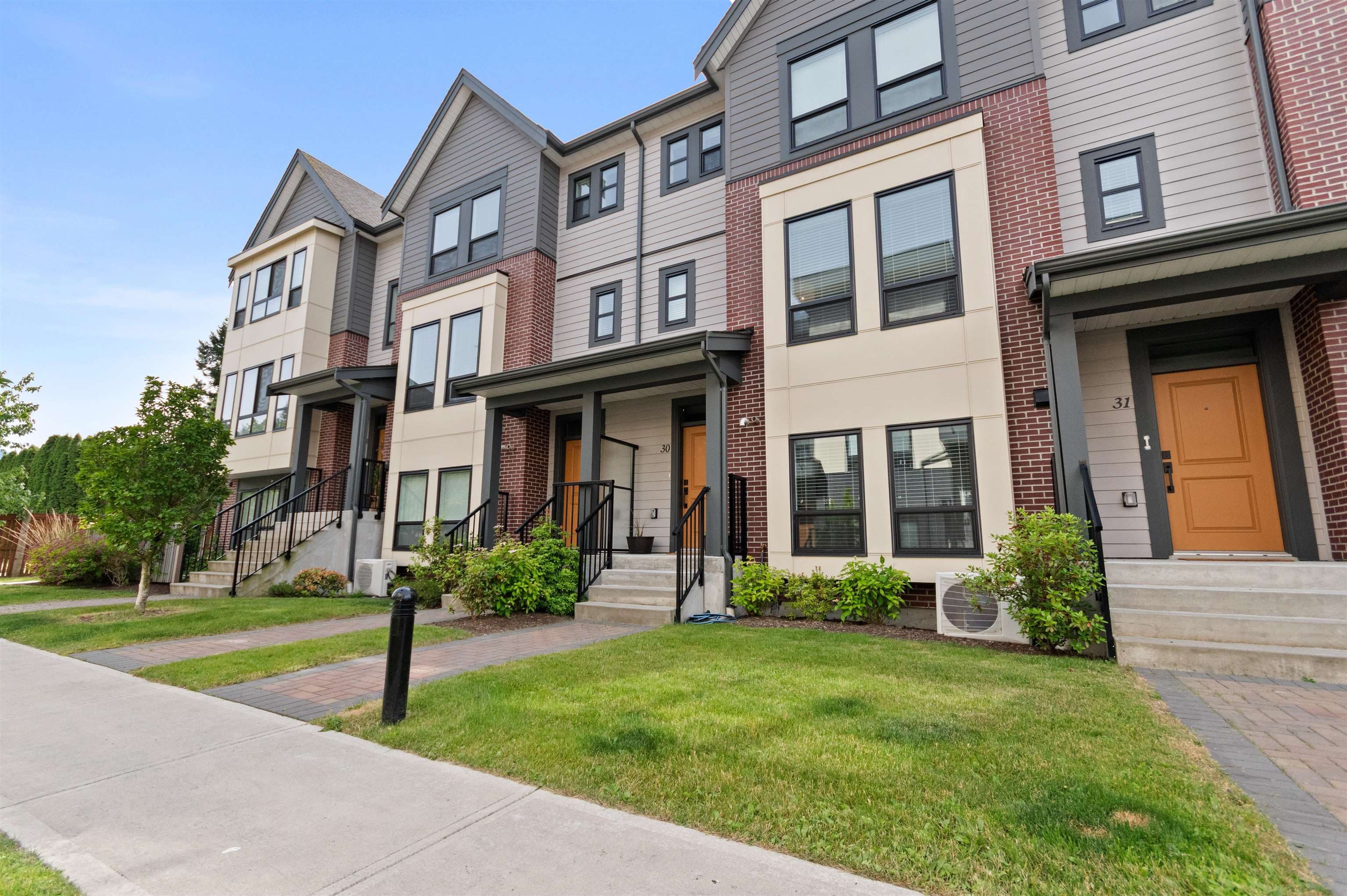 30 - 45500 Campus Drive, Chilliwack, V2R 6E9 — photo 1