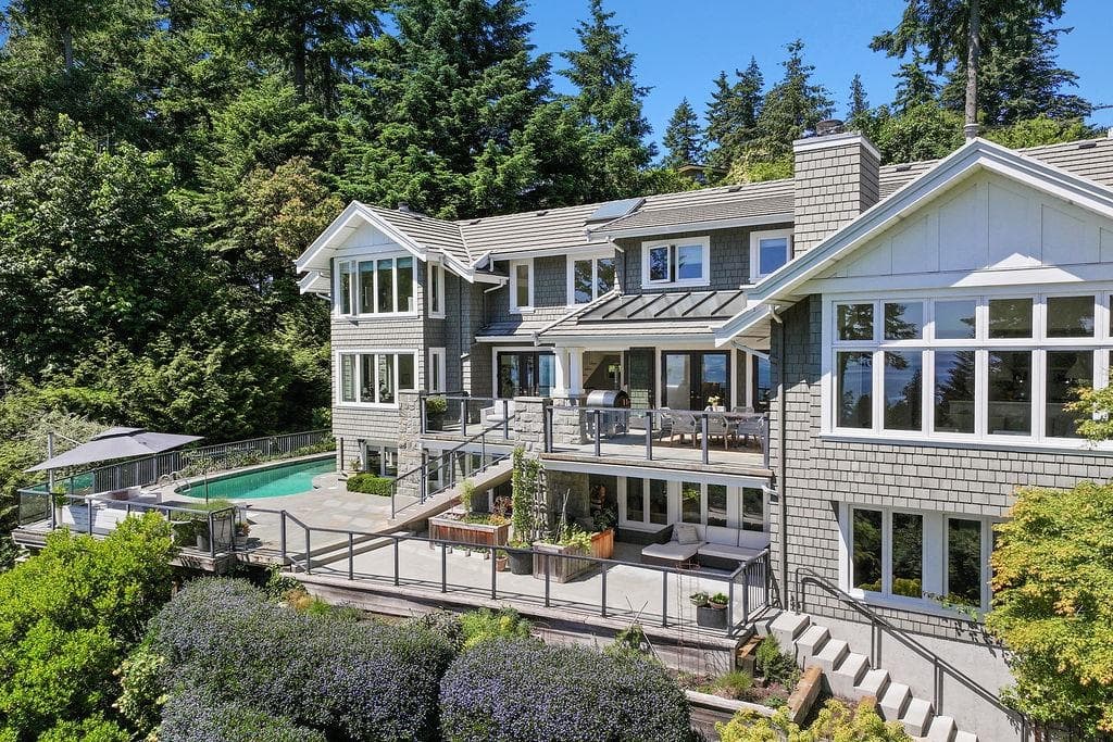 6180 Candia Place, West Vancouver, V7W 1Y1 — photo 2