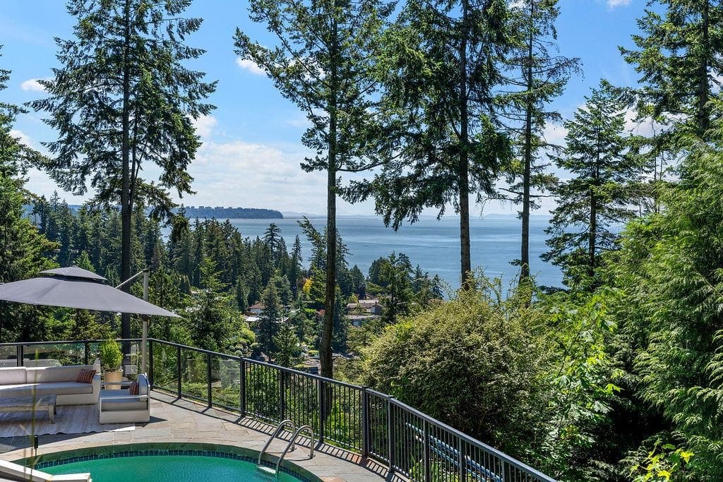 6180 Candia Place, West Vancouver, V7W 1Y1 — photo 3