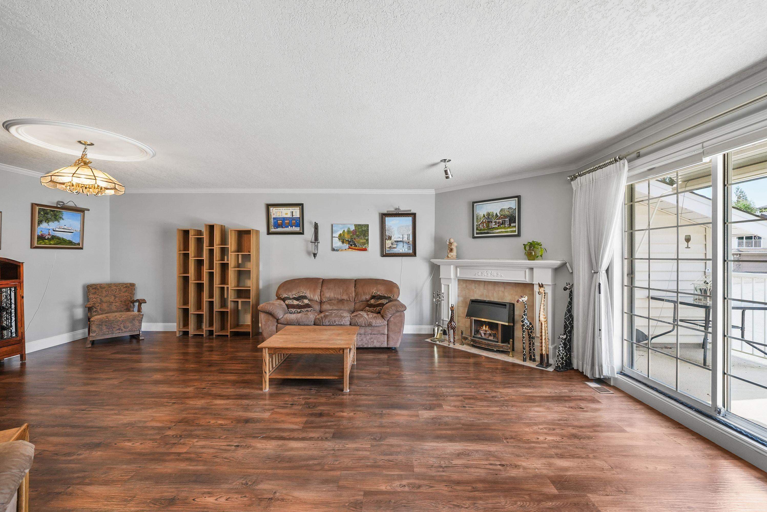 2 - 32925 Maclure Road, Abbotsford, V2S 7V8 — photo 3