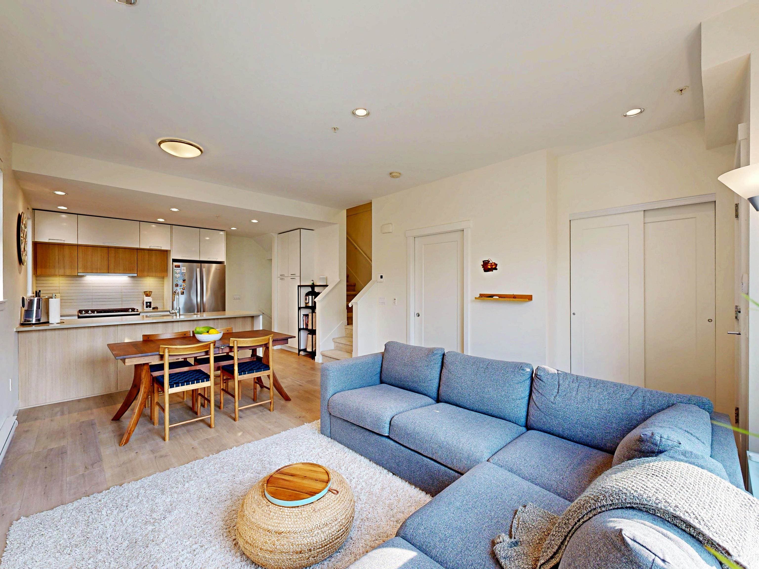 4527 Earles Street, Vancouver, V5R 3R1 — photo 5