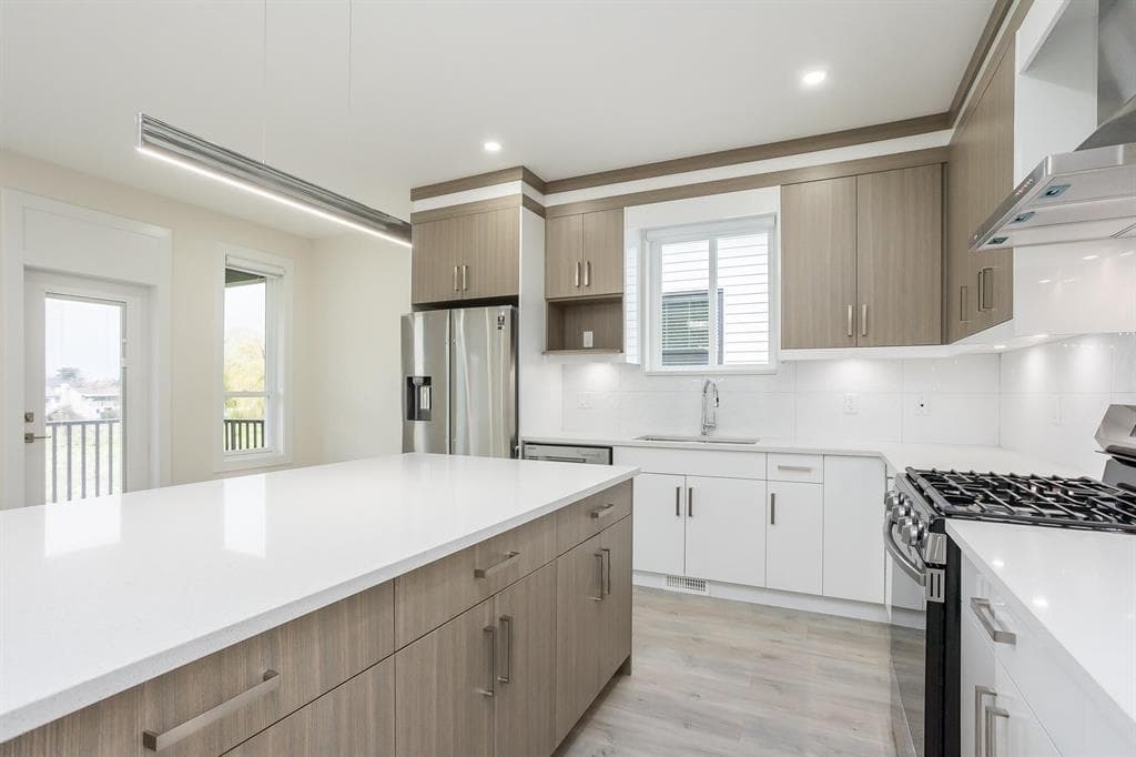 9237 Sitka Place, Chilliwack, V2P 8B6 — photo 5