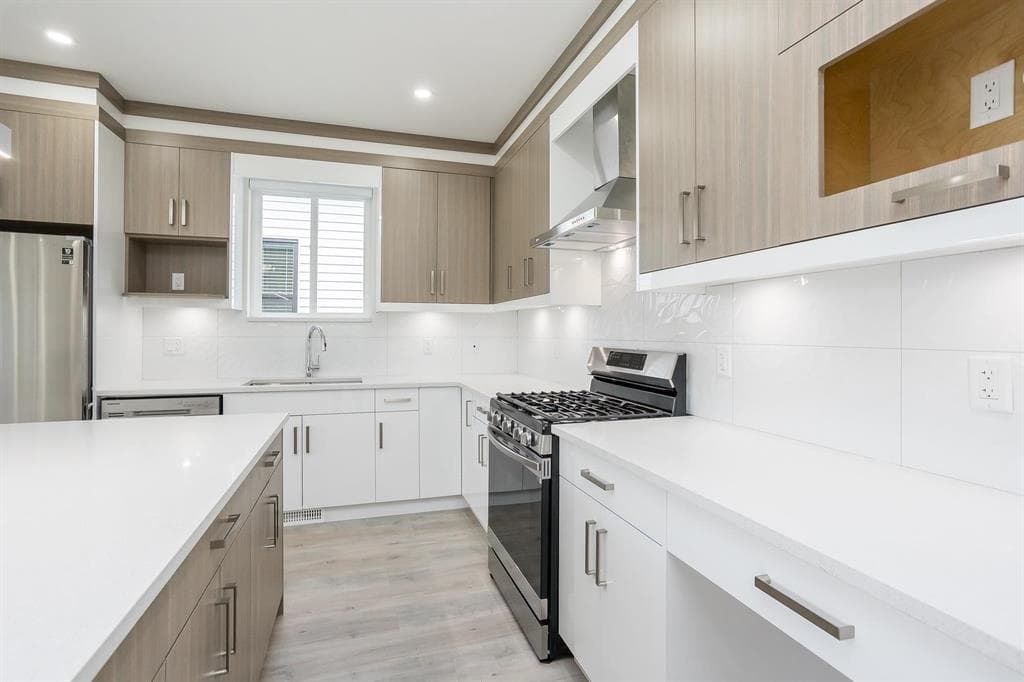 9237 Sitka Place, Chilliwack, V2P 8B6 — photo 4