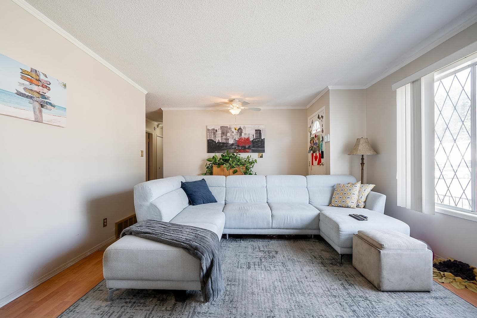 2049 Lynden Street, Abbotsford, V2T 3B6 — photo 3