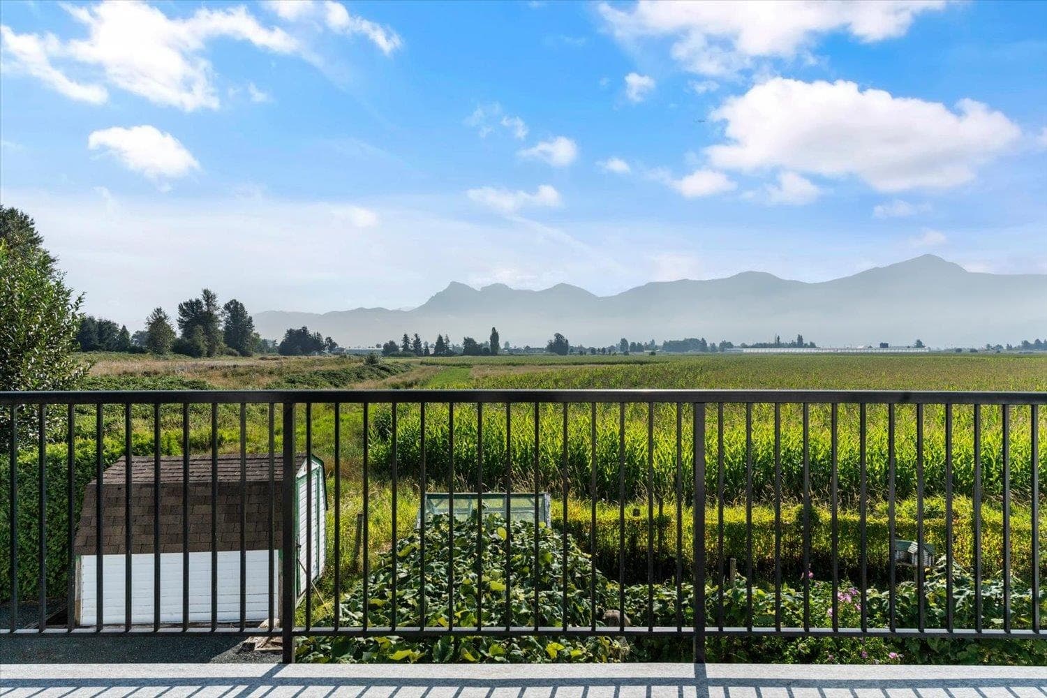 46702 Arbutus Avenue, Chilliwack, V2P 6P4 — photo 2