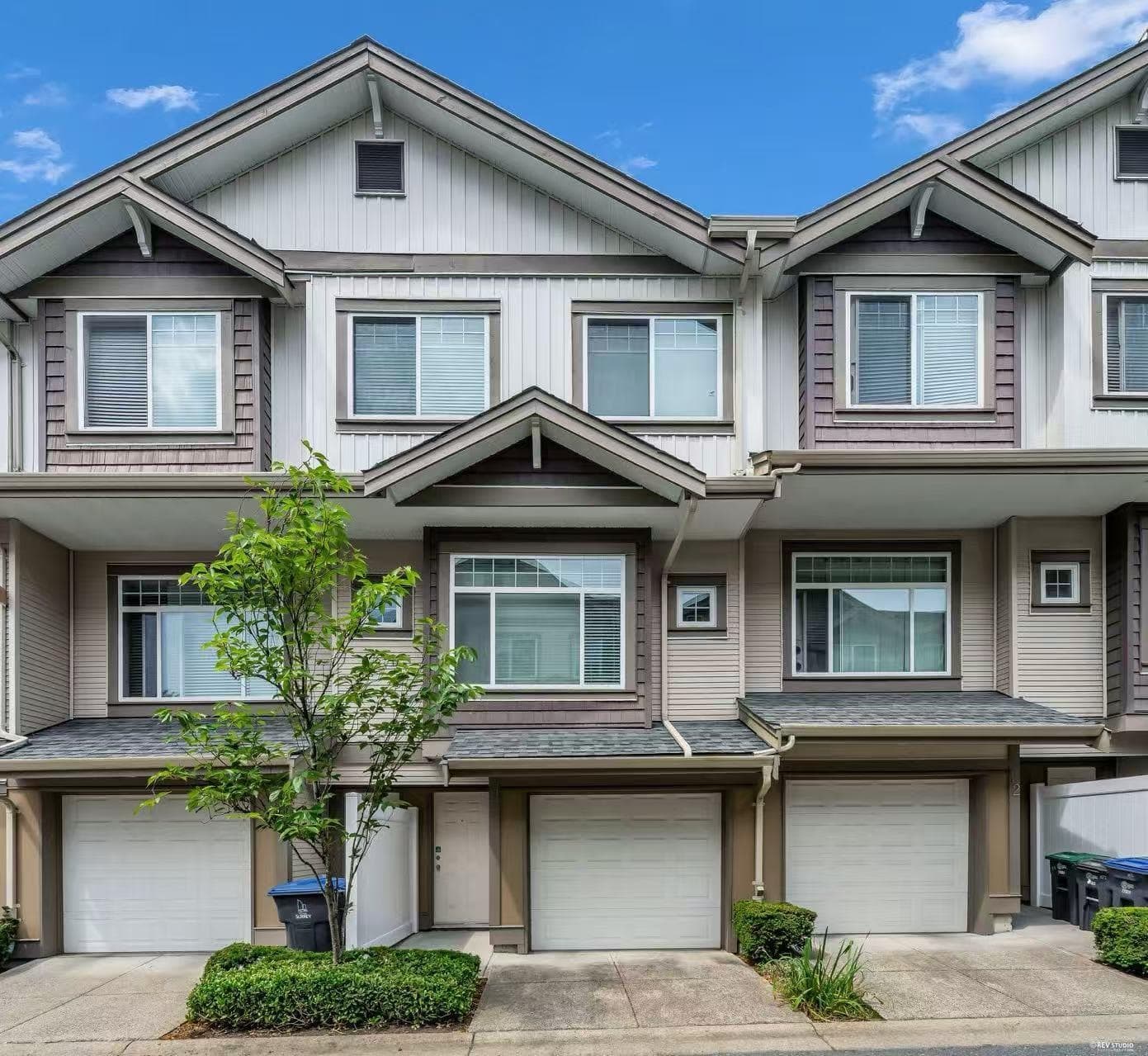15933 86a Ave, Surrey