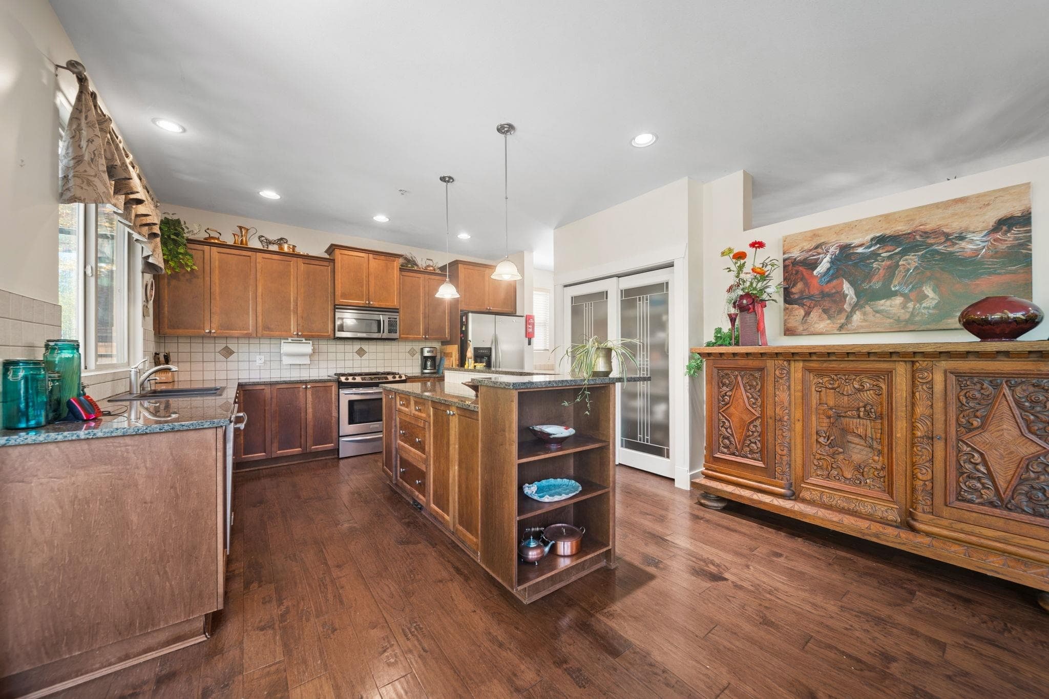 24781 Mcclure Drive, Maple Ridge, V2W 0A5 — photo 5