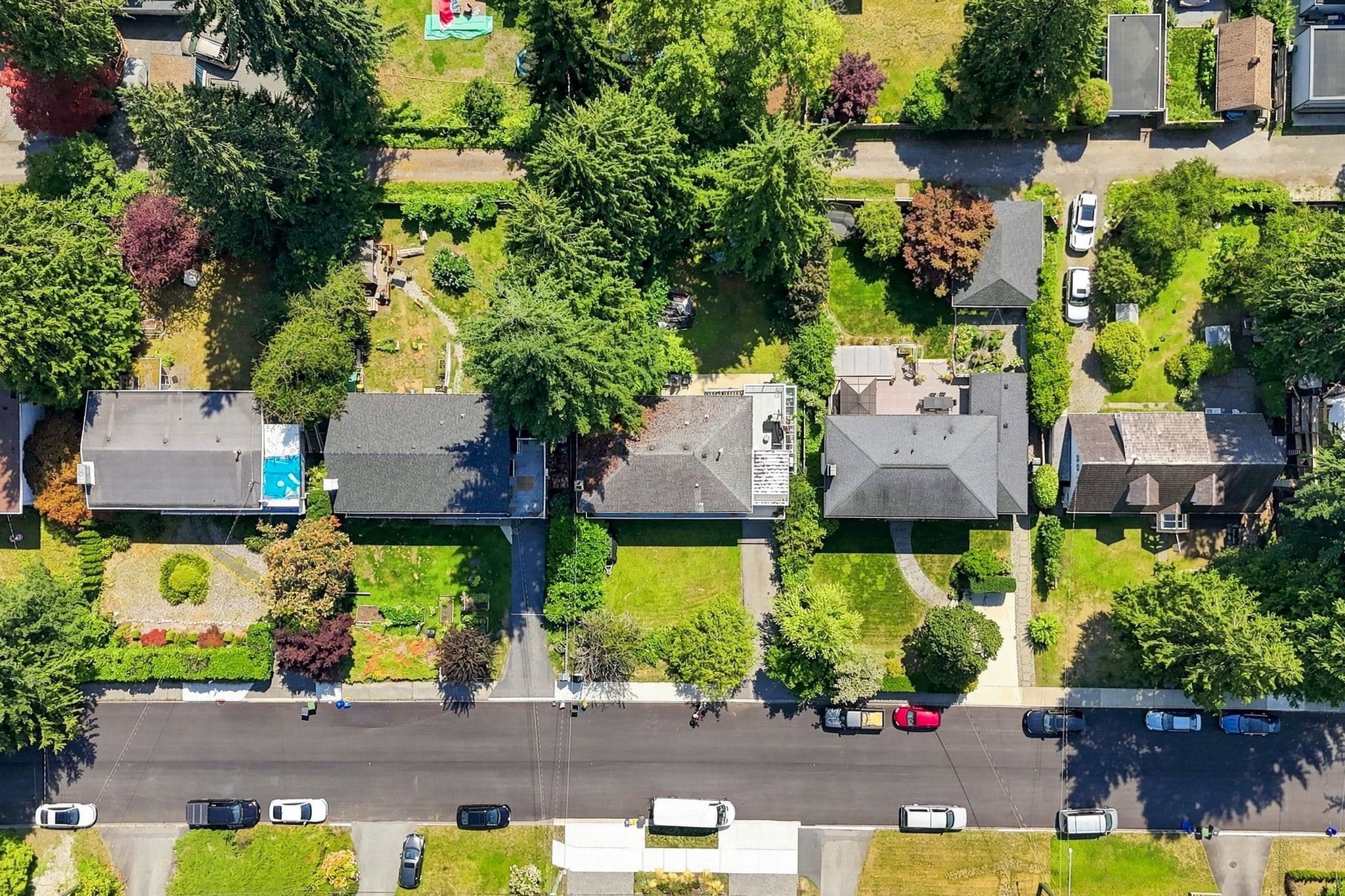 1033 Clements Avenue, North Vancouver, V7R 2L3 — photo 3
