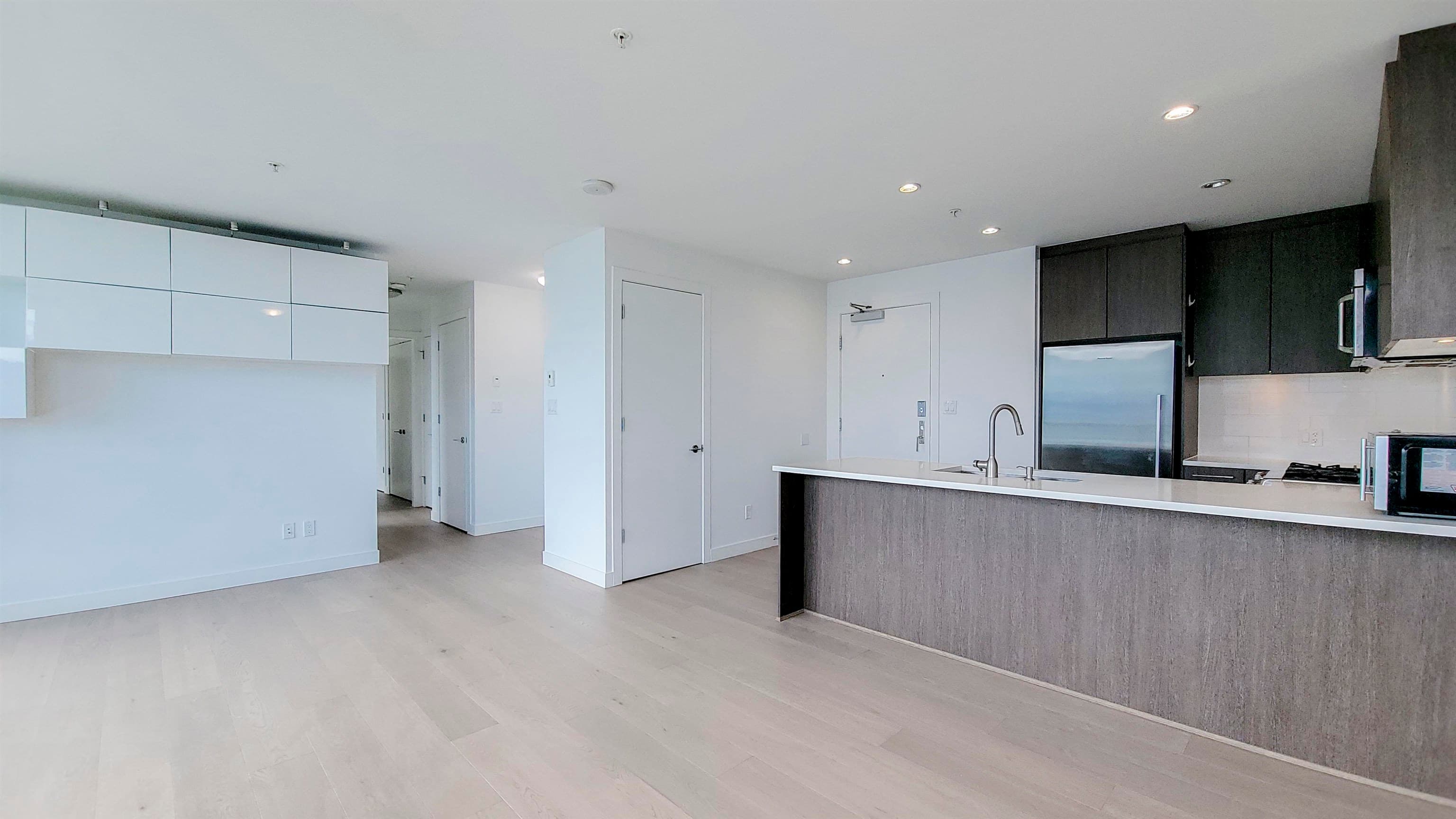 1507 - 9060 University Crescent, Burnaby, V5A 0E1 — photo 5