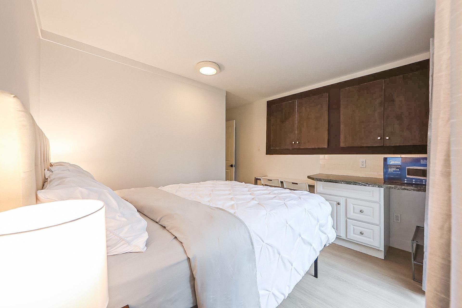 B - 7928 Cartier Street, Vancouver, V6P 4T4 — photo 3