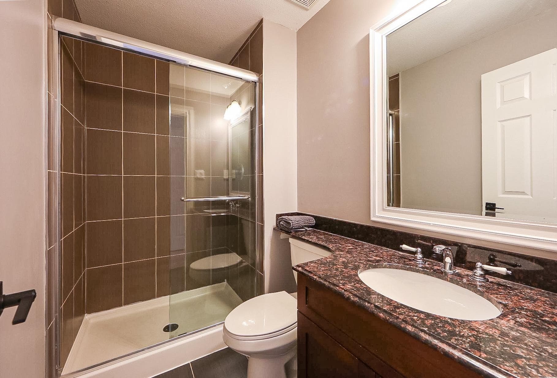 B - 7928 Cartier Street, Vancouver, V6P 4T4 — photo 5