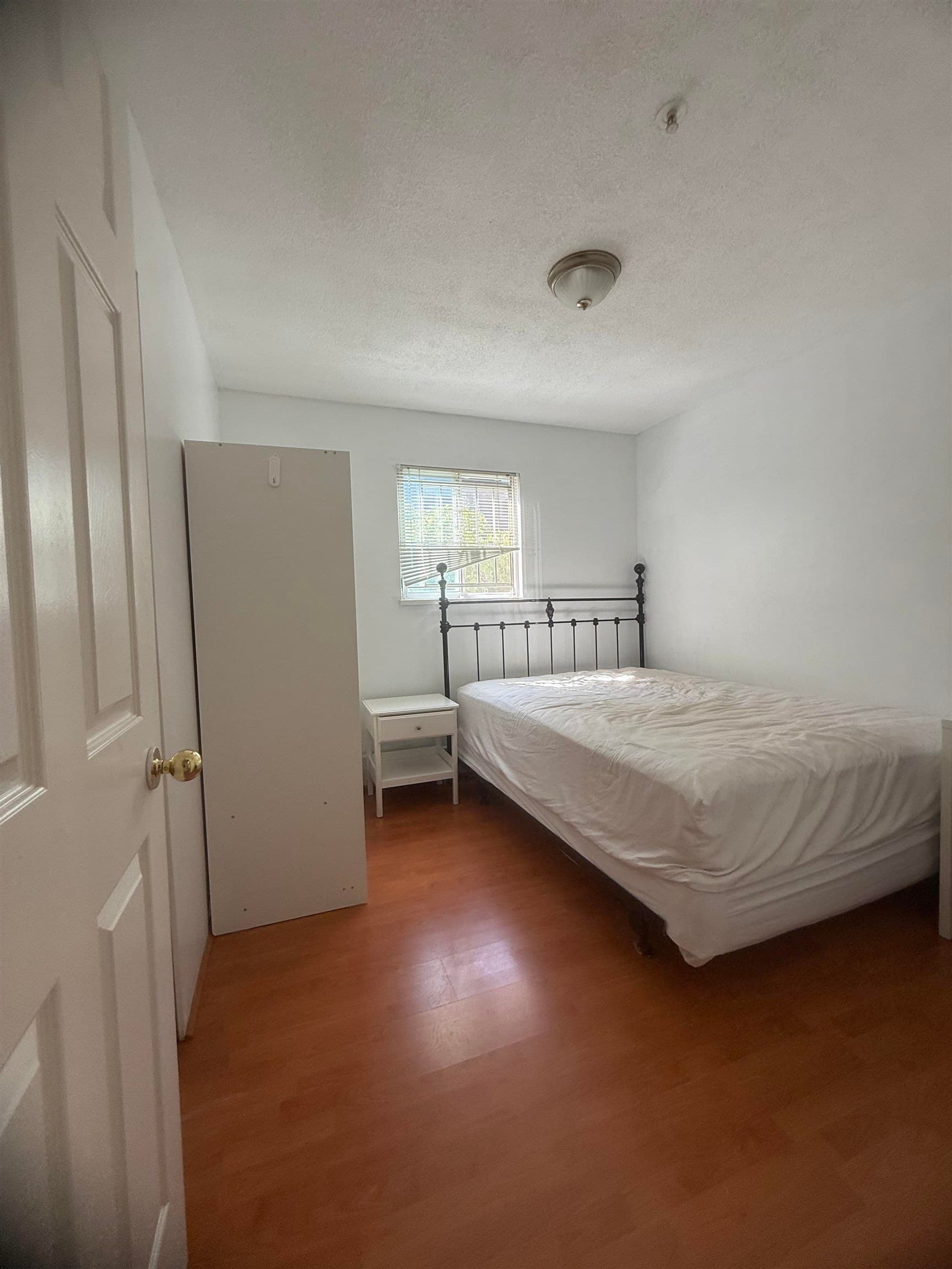 2 - 623 10th Avenue, Vancouver, V5T 2A6 — photo 5
