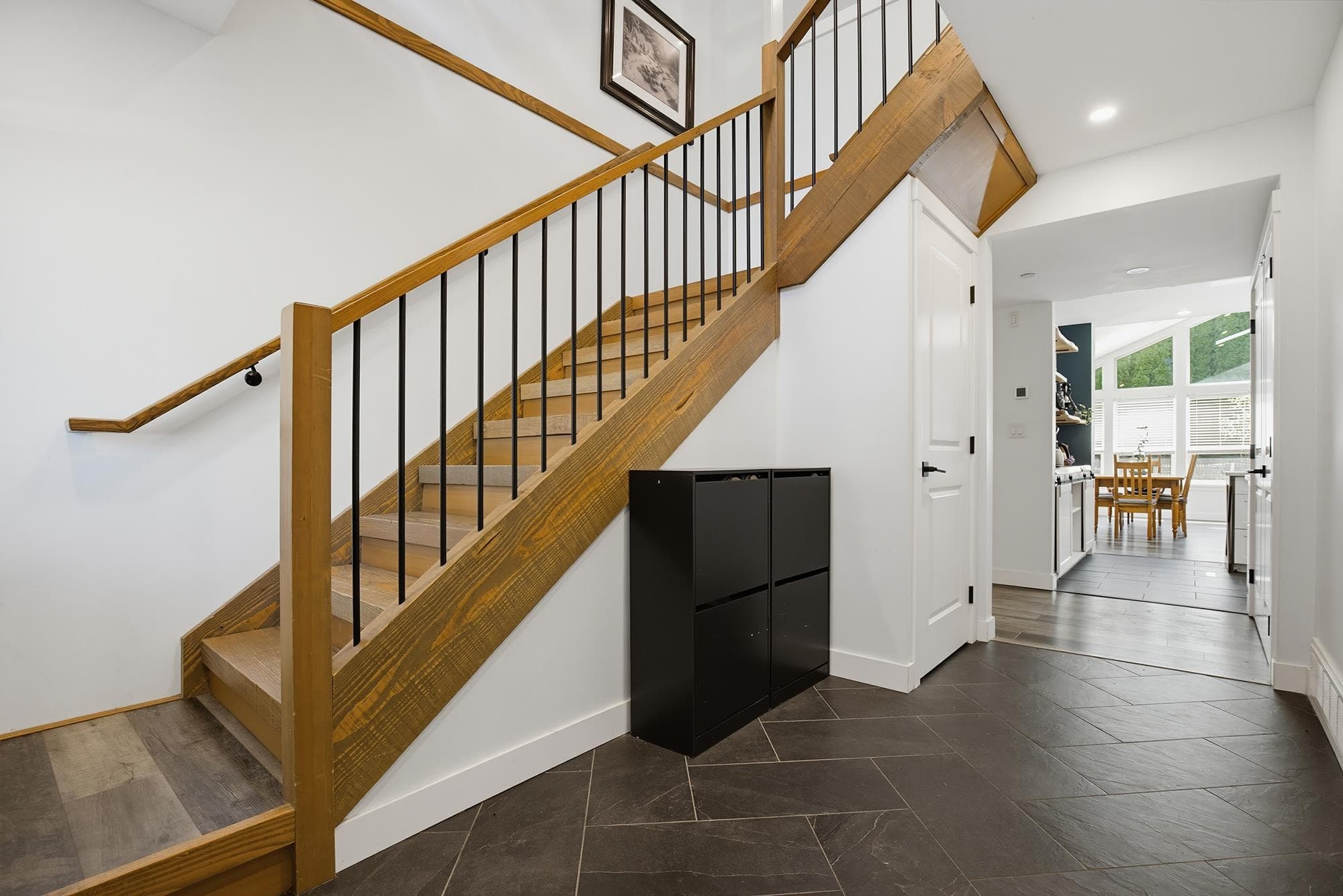 20902 Wicklund Avenue, Maple Ridge, V2X 8M5 — photo 2