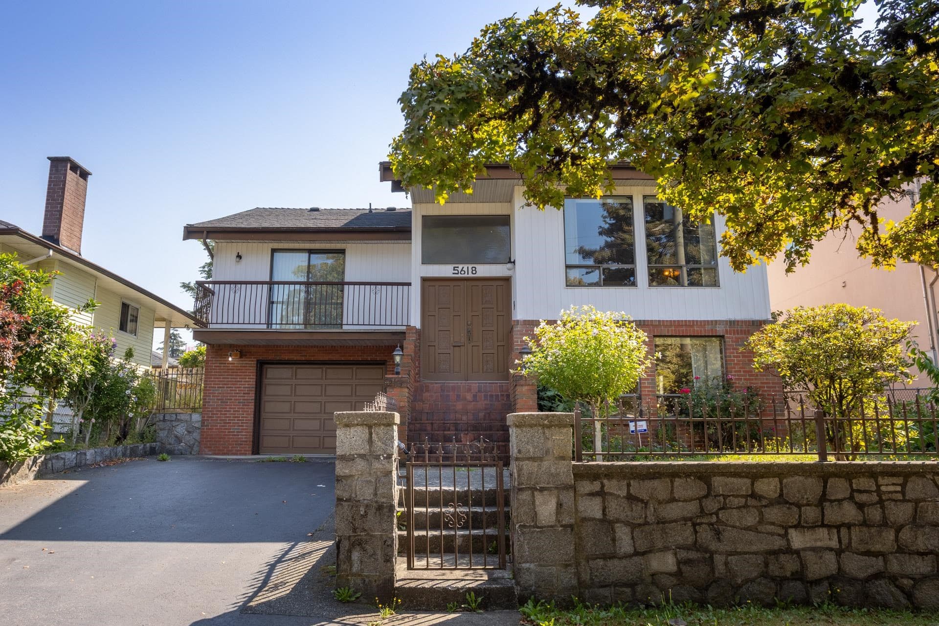 5618 Lancaster Street, Vancouver, V5R 4A5 — photo 3
