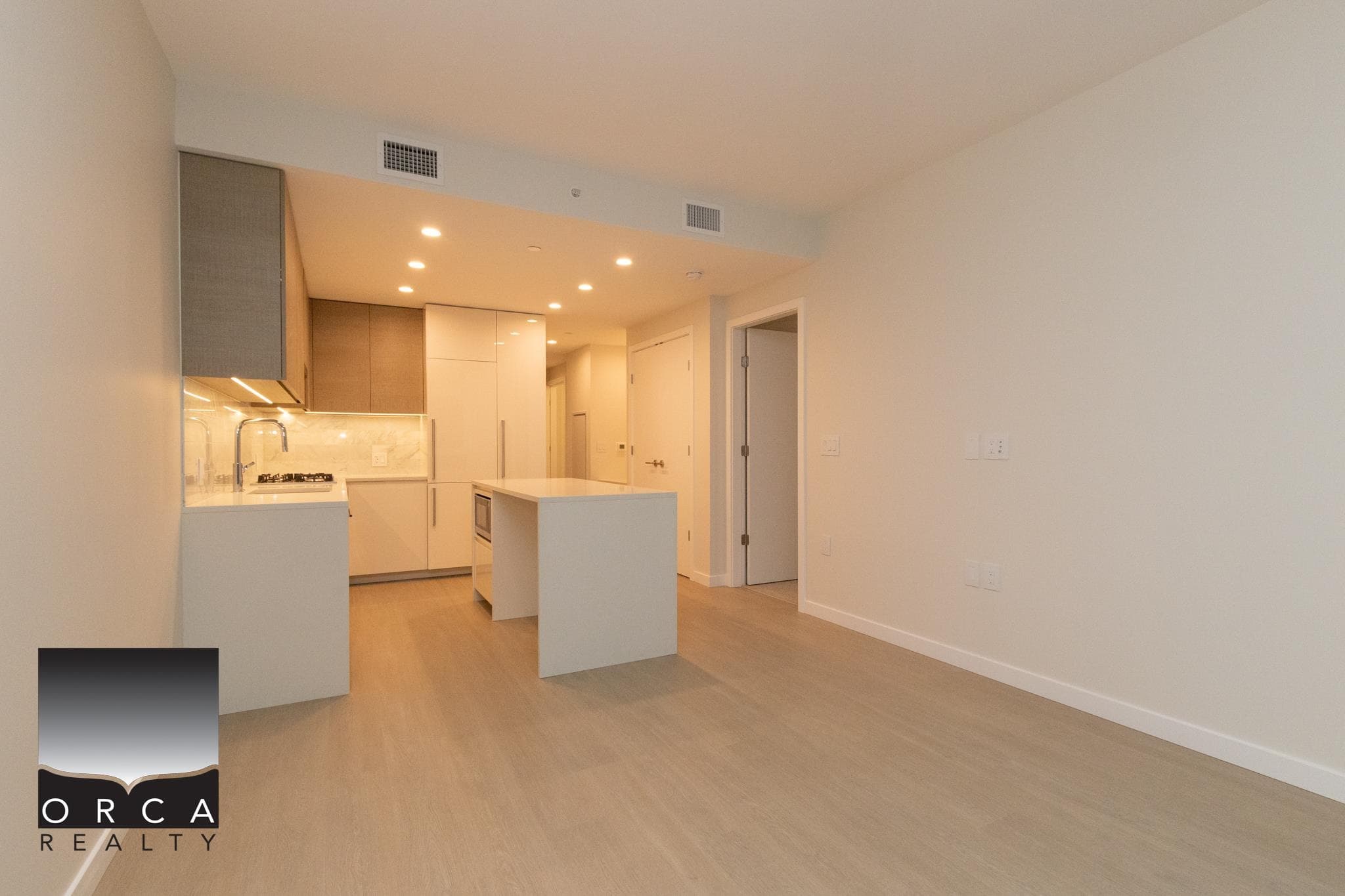 1804 - 4168 Lougheed Highway, Burnaby, V5C 6A8 — photo 3