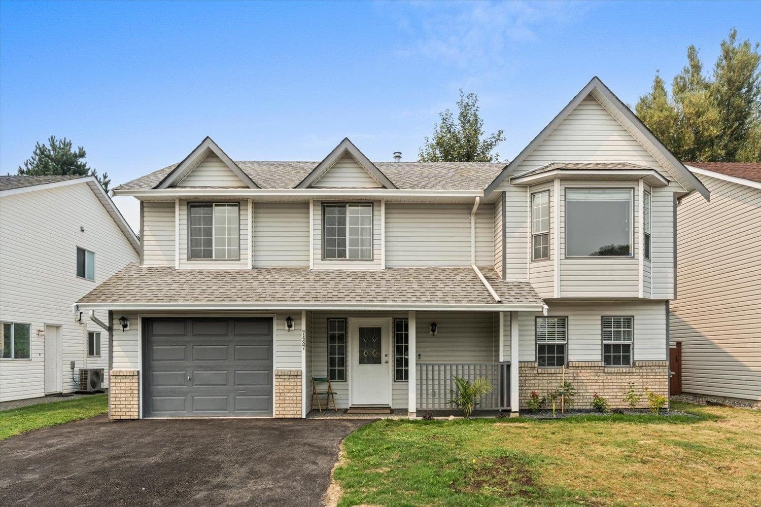 7487 Garnet Drive, Chilliwack, V2R 3B1 — photo 2