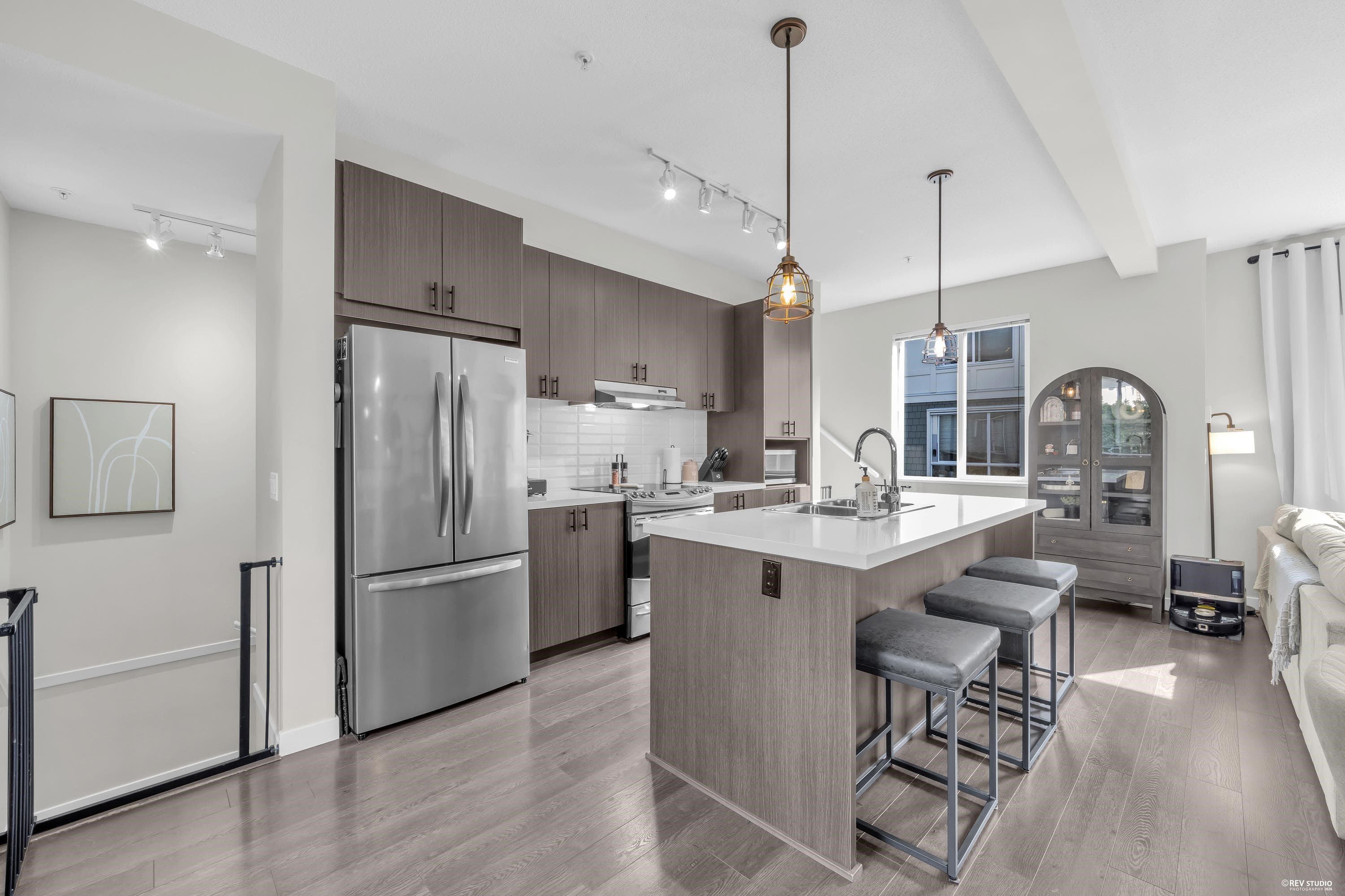 100 - 8138 204 Street, Langley, V2Y 0T4 — photo 3