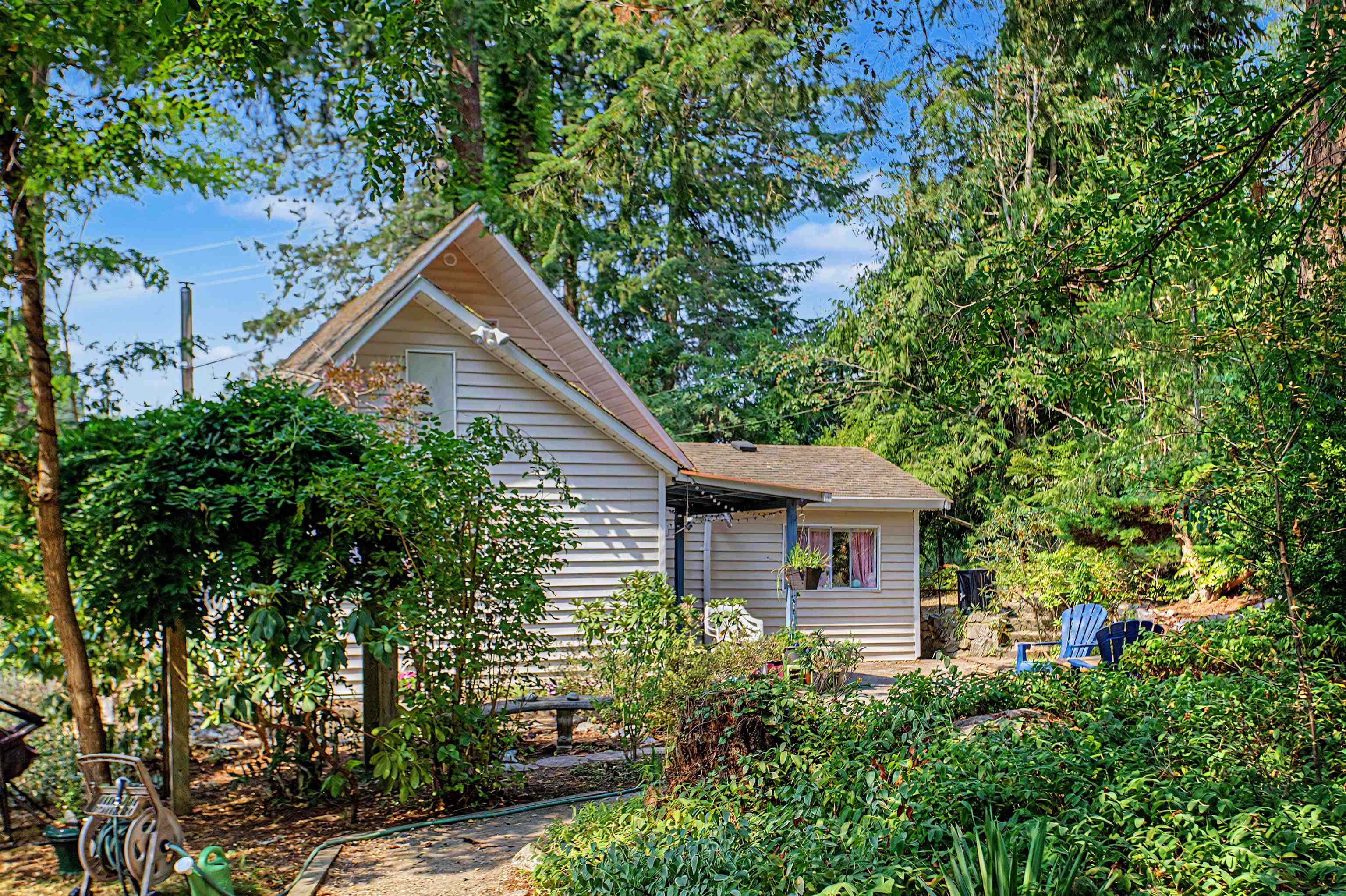 13032 Narrows Road, Madeira Park, V0N 2H1 — photo 4