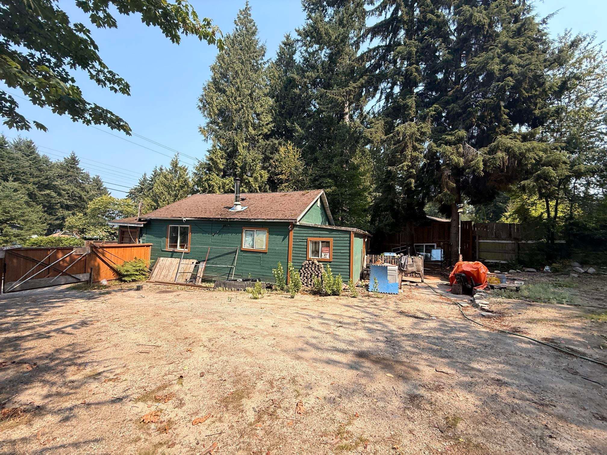 5700 Porpoise Bay Road, Sechelt, V0N 3A0 — photo 2