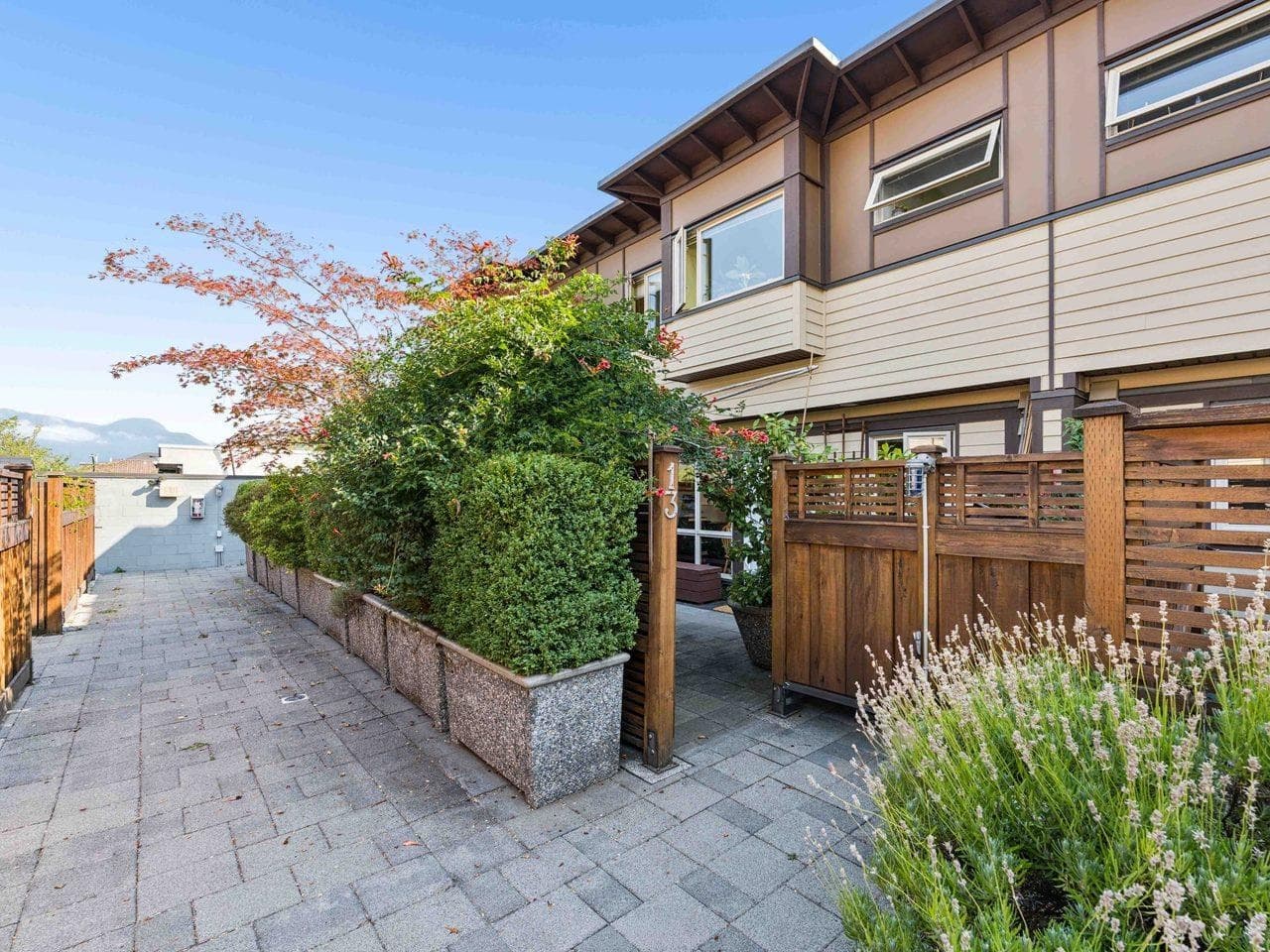 13 - 2389 Charles Street, Vancouver, V5L 5G4 — photo 4