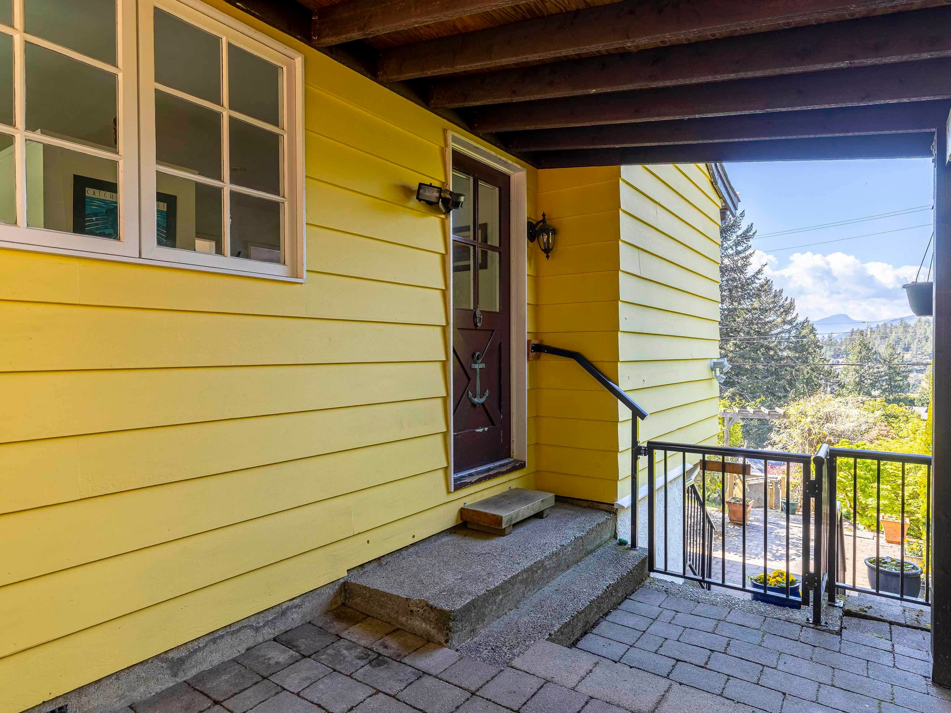 6248 Wellington Avenue, West Vancouver, V7W 2H4 — photo 5