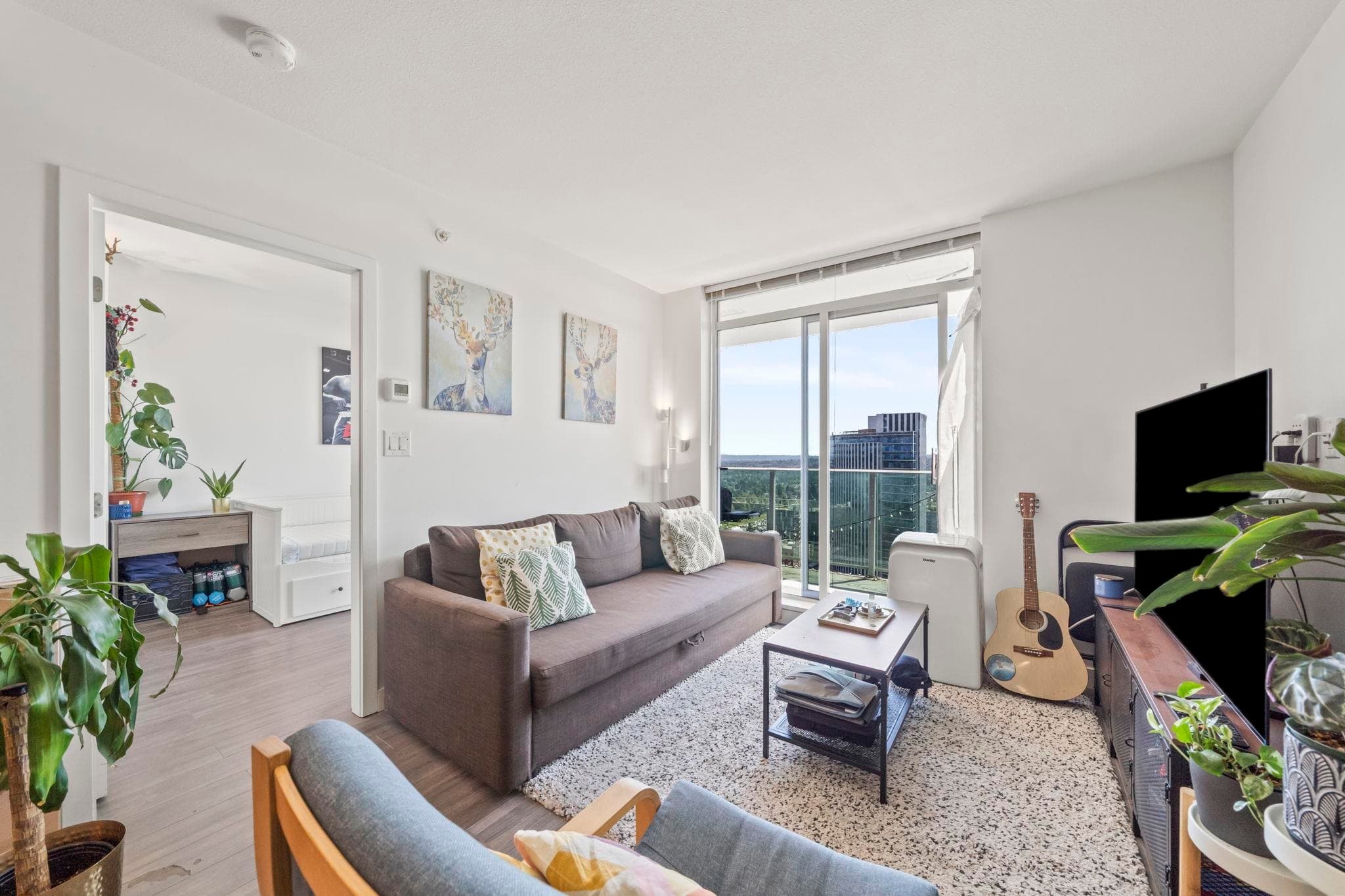 2701 - 13655 Fraser Highway, Surrey