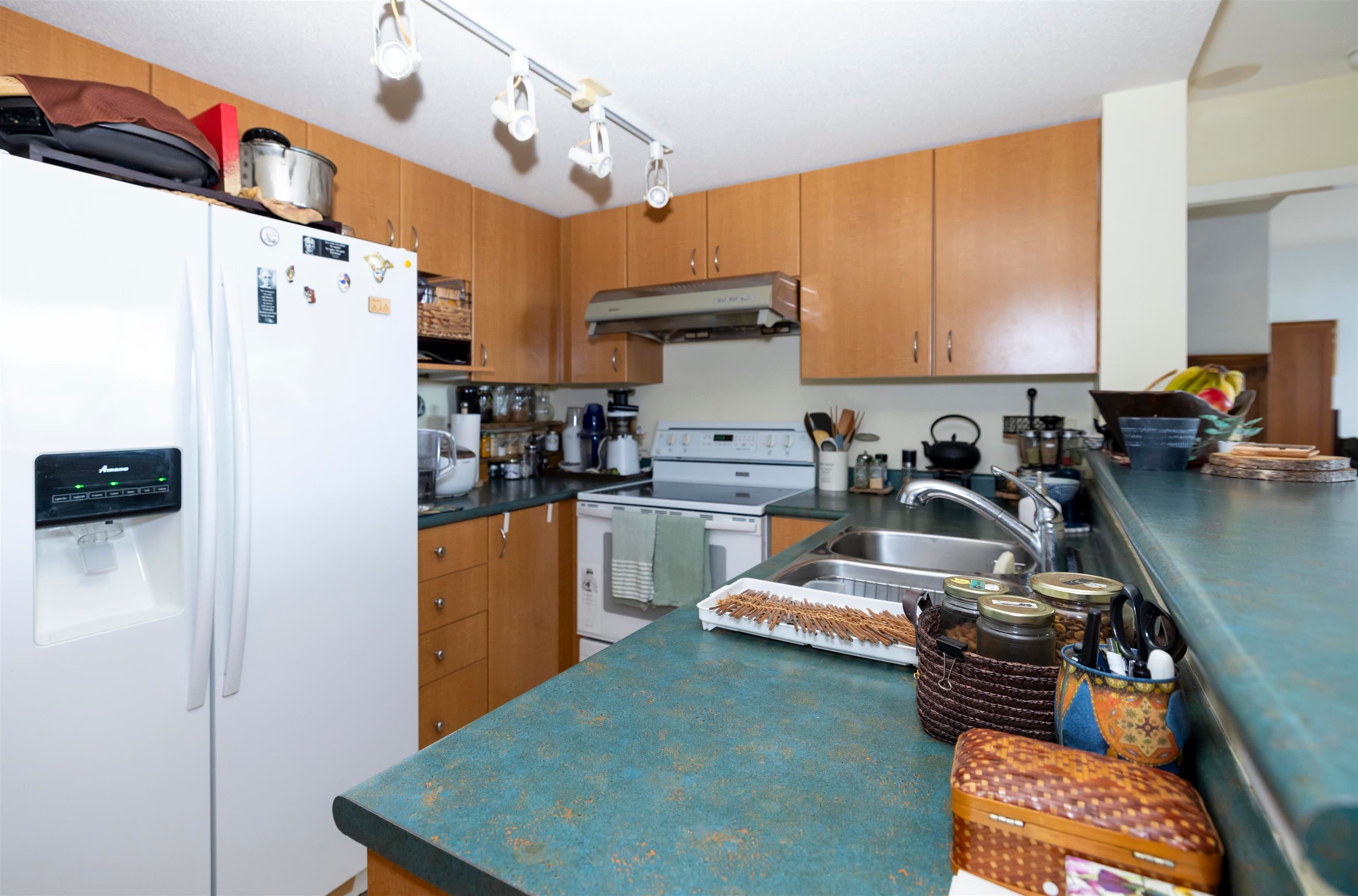 1908 - 5288 Melbourne Street, Vancouver, V5R 6E6 — photo 4