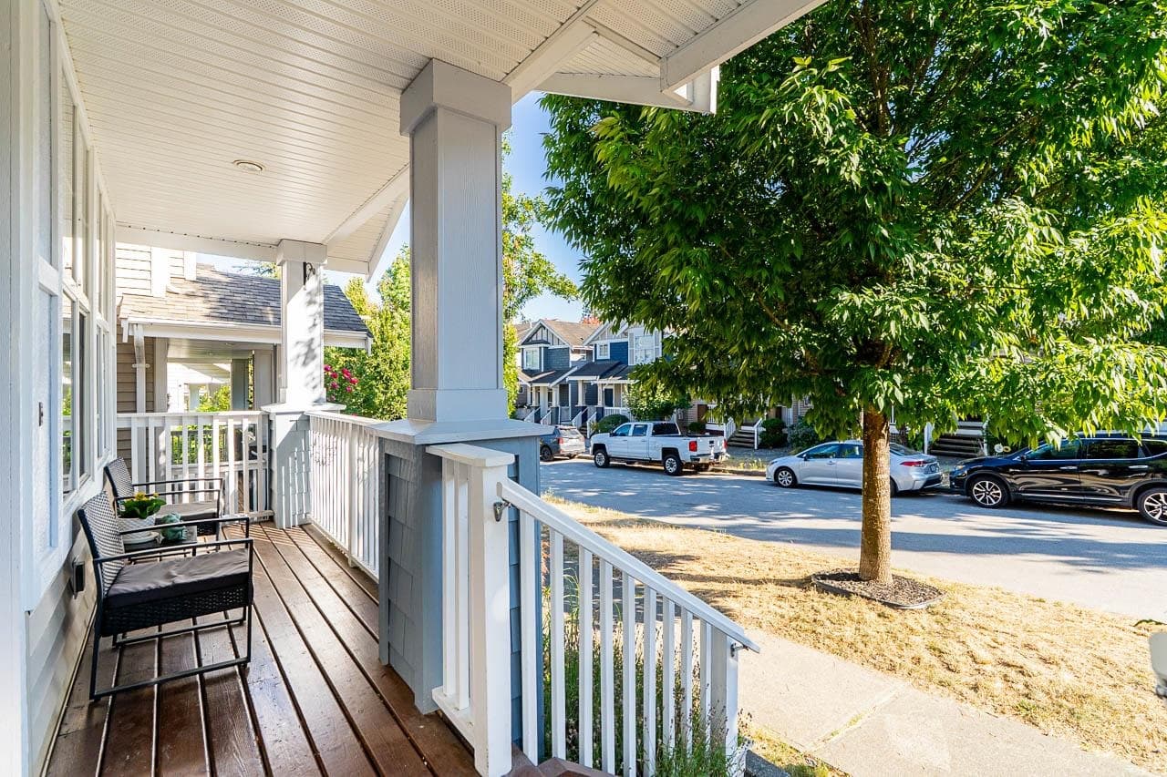 15163 61a Avenue, Surrey, V3S 5J7 — photo 3