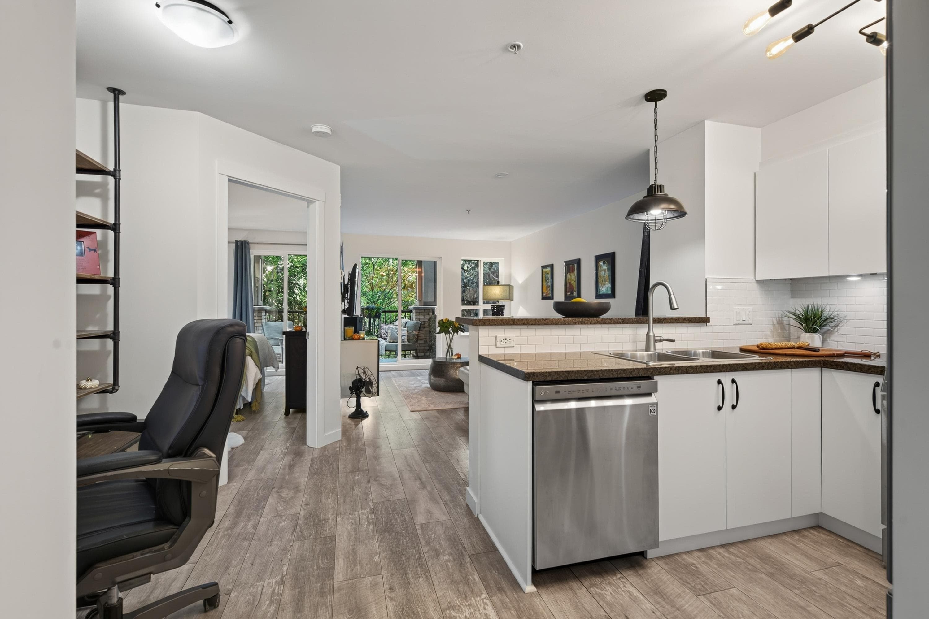 407 - 8717 160 Street, Surrey, V4N 5X7 — photo 4