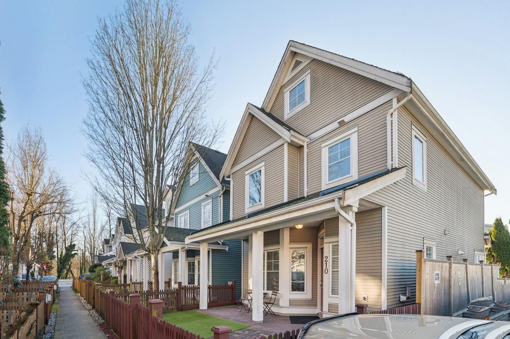 210 - 3000 Riverbend Drive, Coquitlam, V3C 6R1 — photo 1