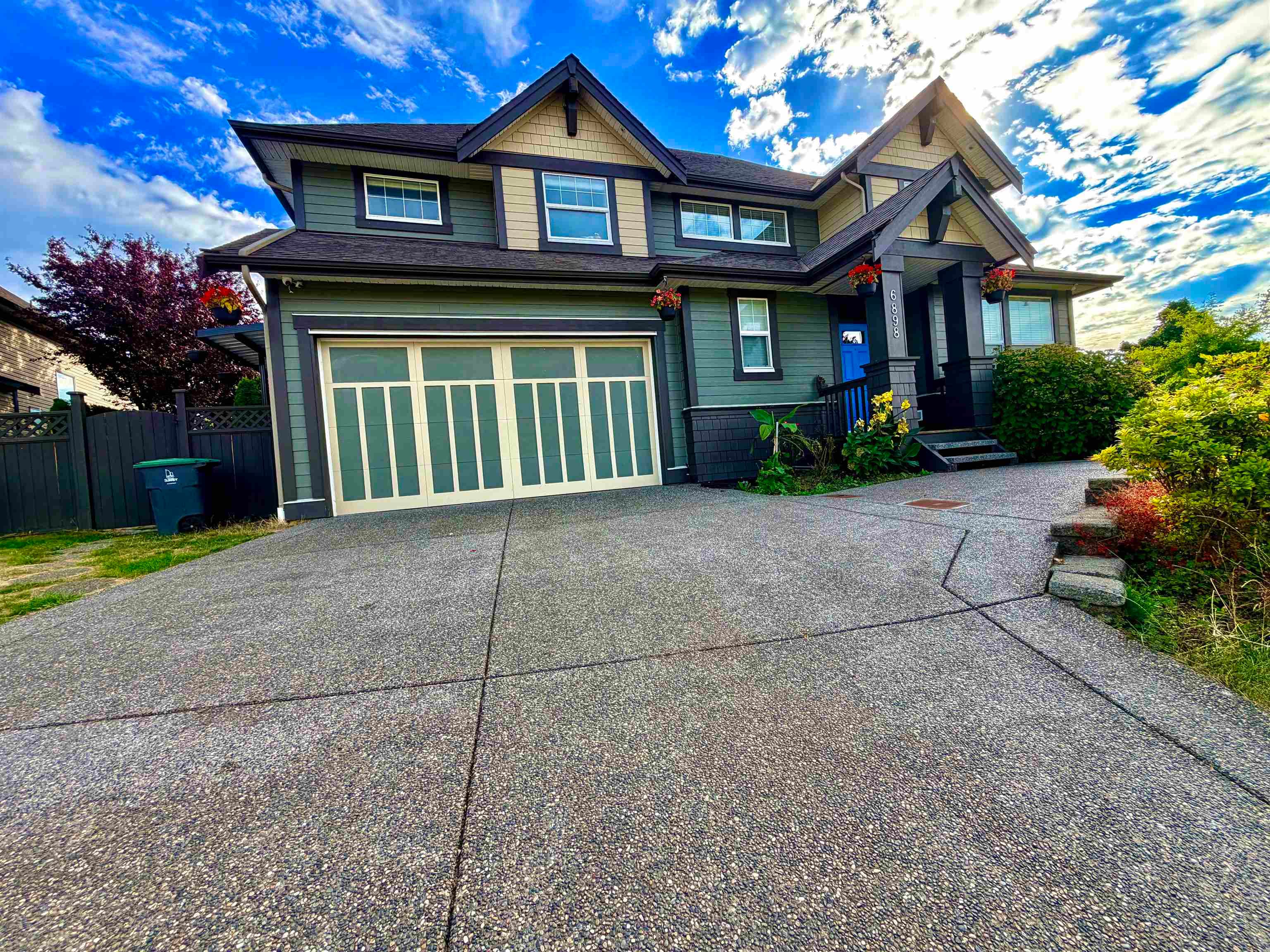 6898 177 Street, Surrey, V3S 2K1 — photo 1