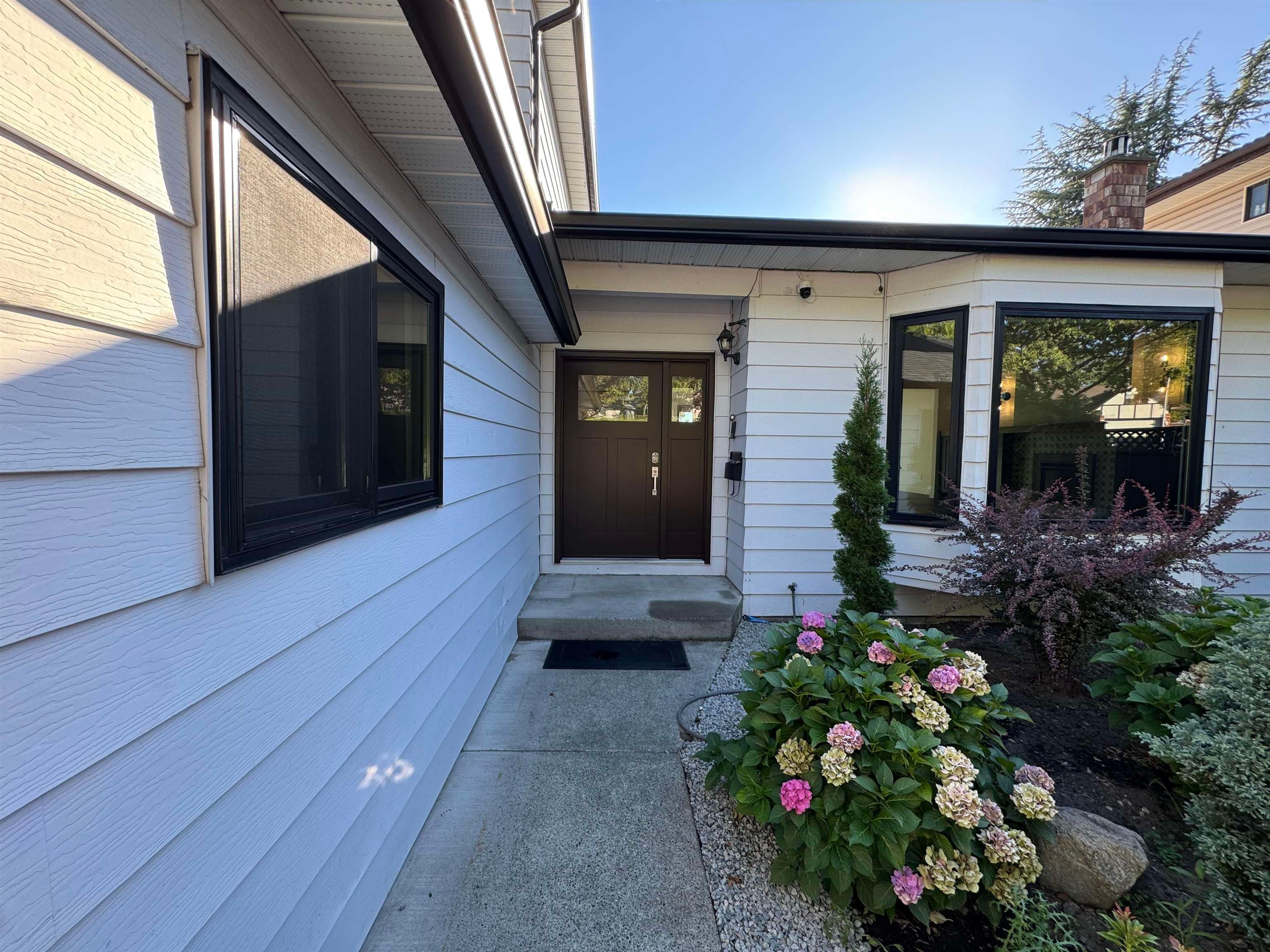 15032 Spenser Drive, Surrey, V3S 5Z7 — photo 5