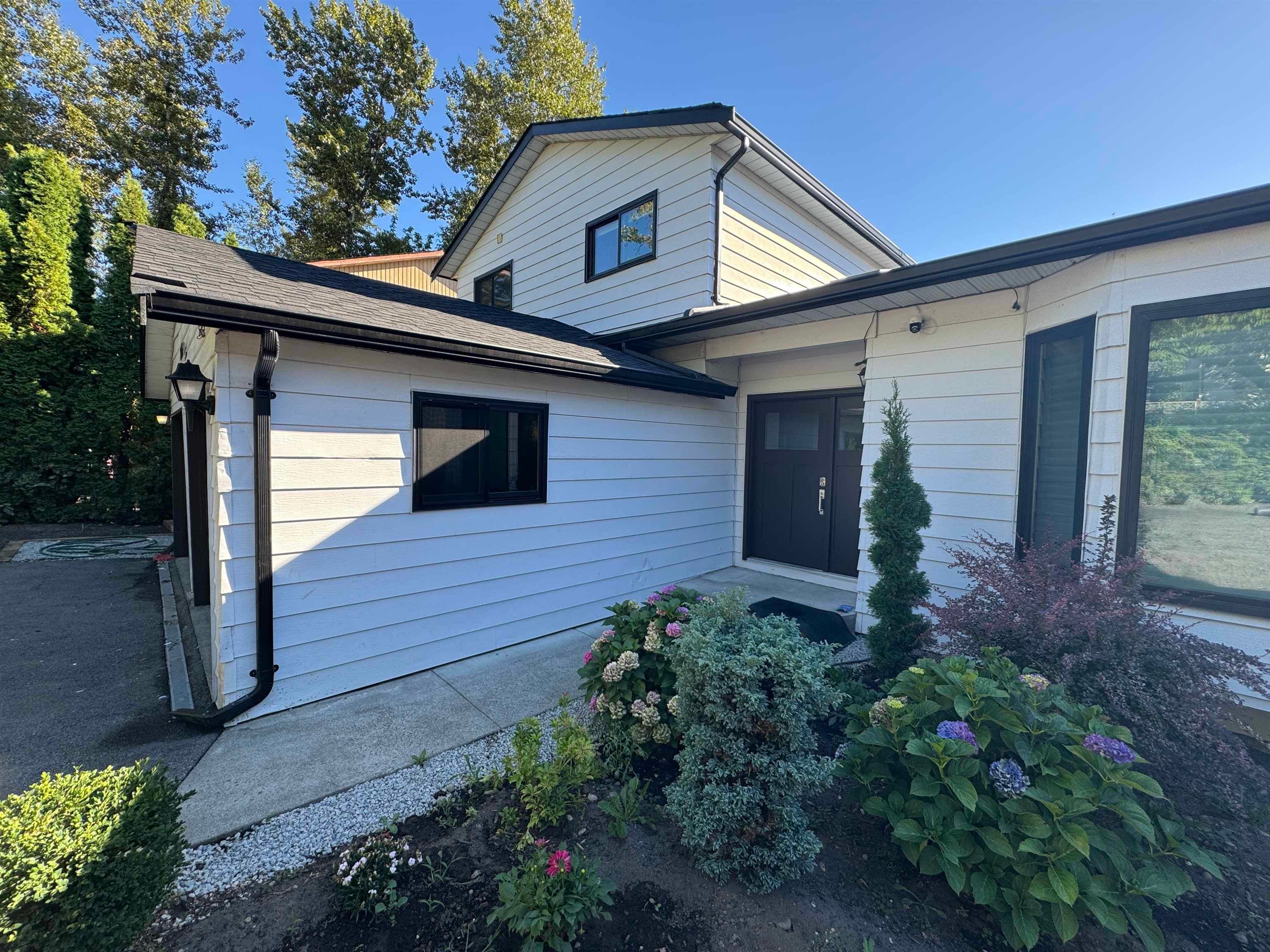 15032 Spenser Drive, Surrey, V3S 5Z7 — photo 4
