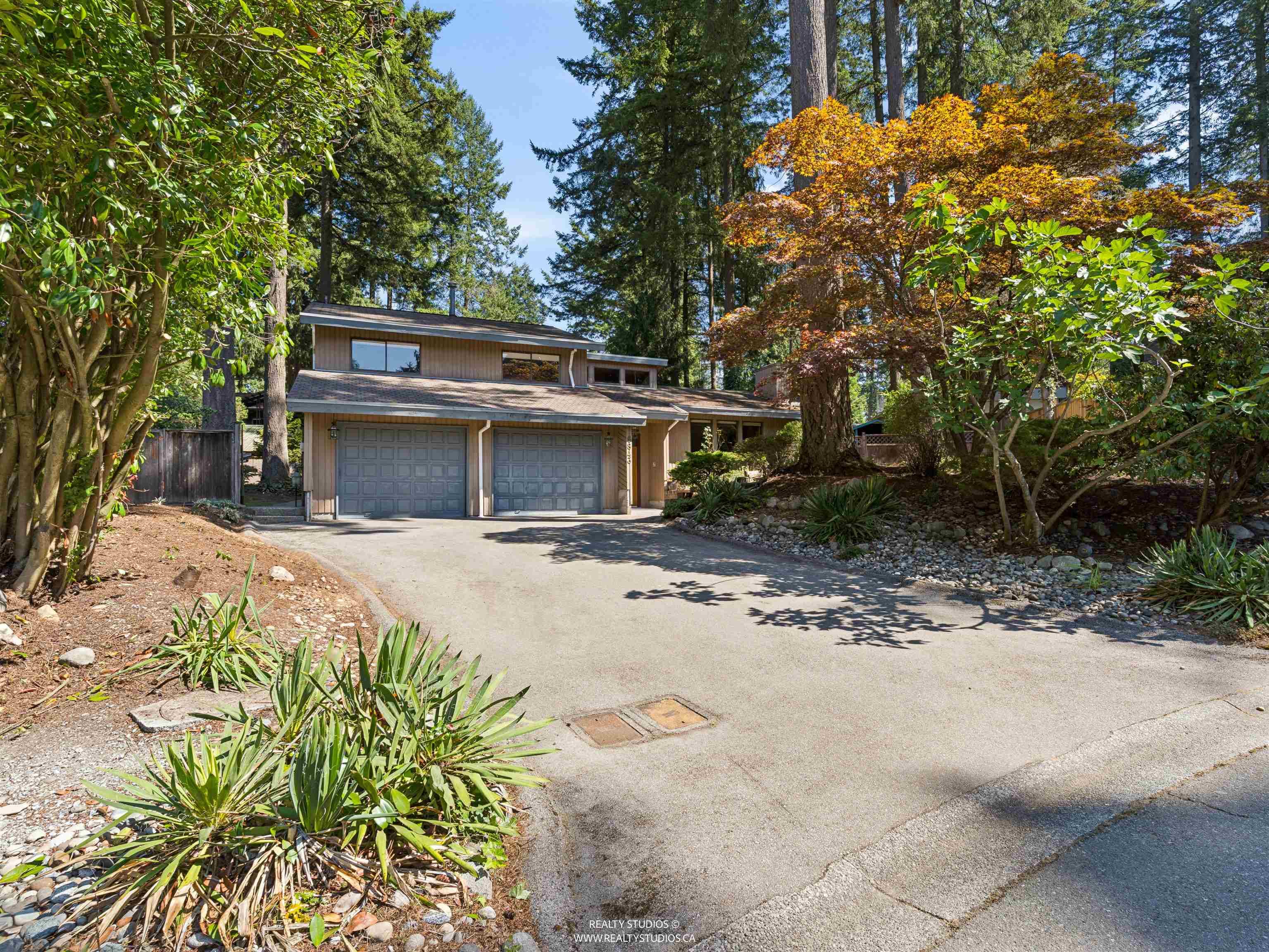 6843 Dover Place, Delta, V4E 2G5 — photo 1