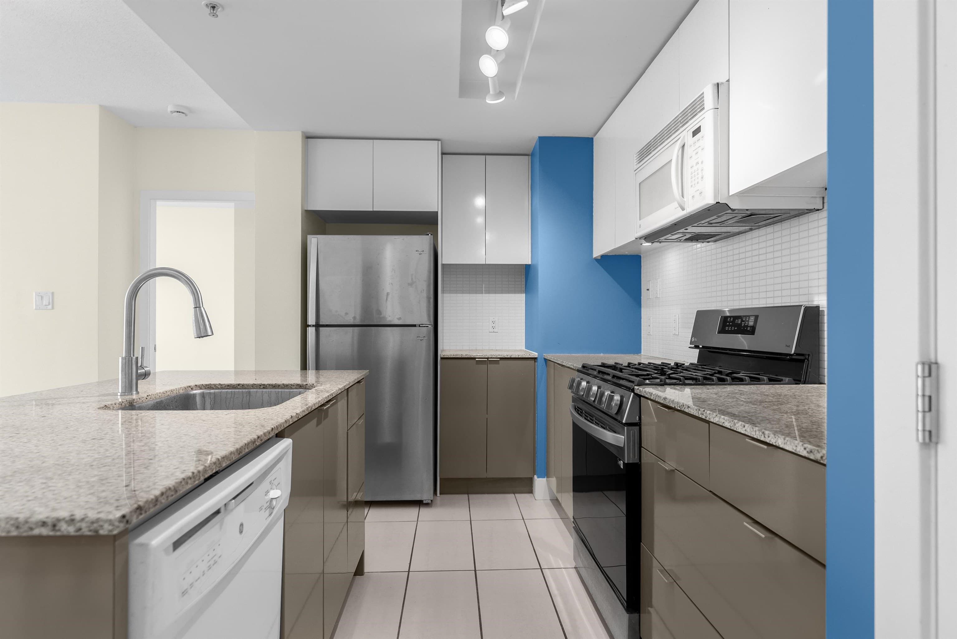 509 - 4808 Hazel Street, Burnaby, V5H 0A2 — photo 3