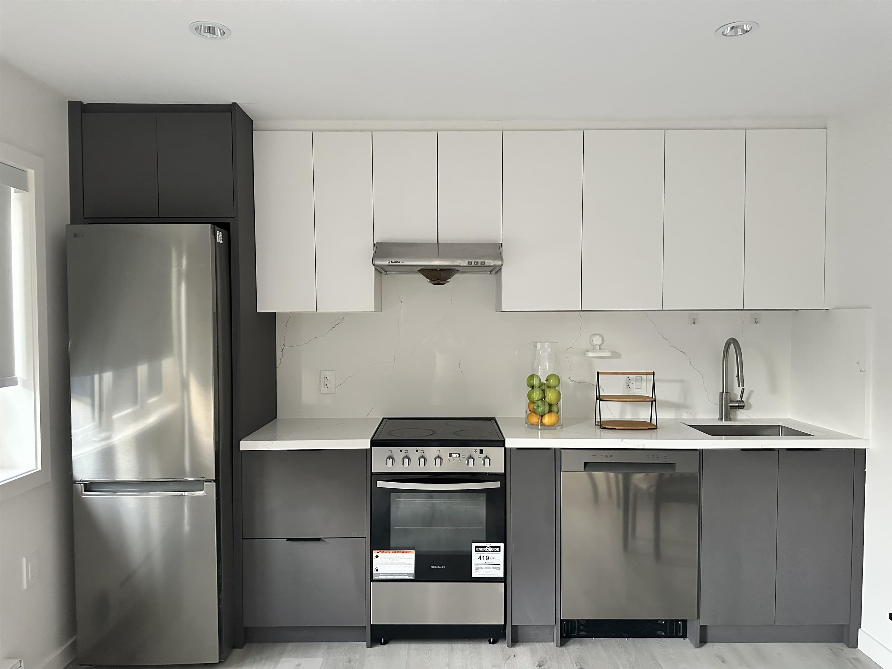 38xx W 36th Avenue, Vancouver, V6N 2S6 — photo 1