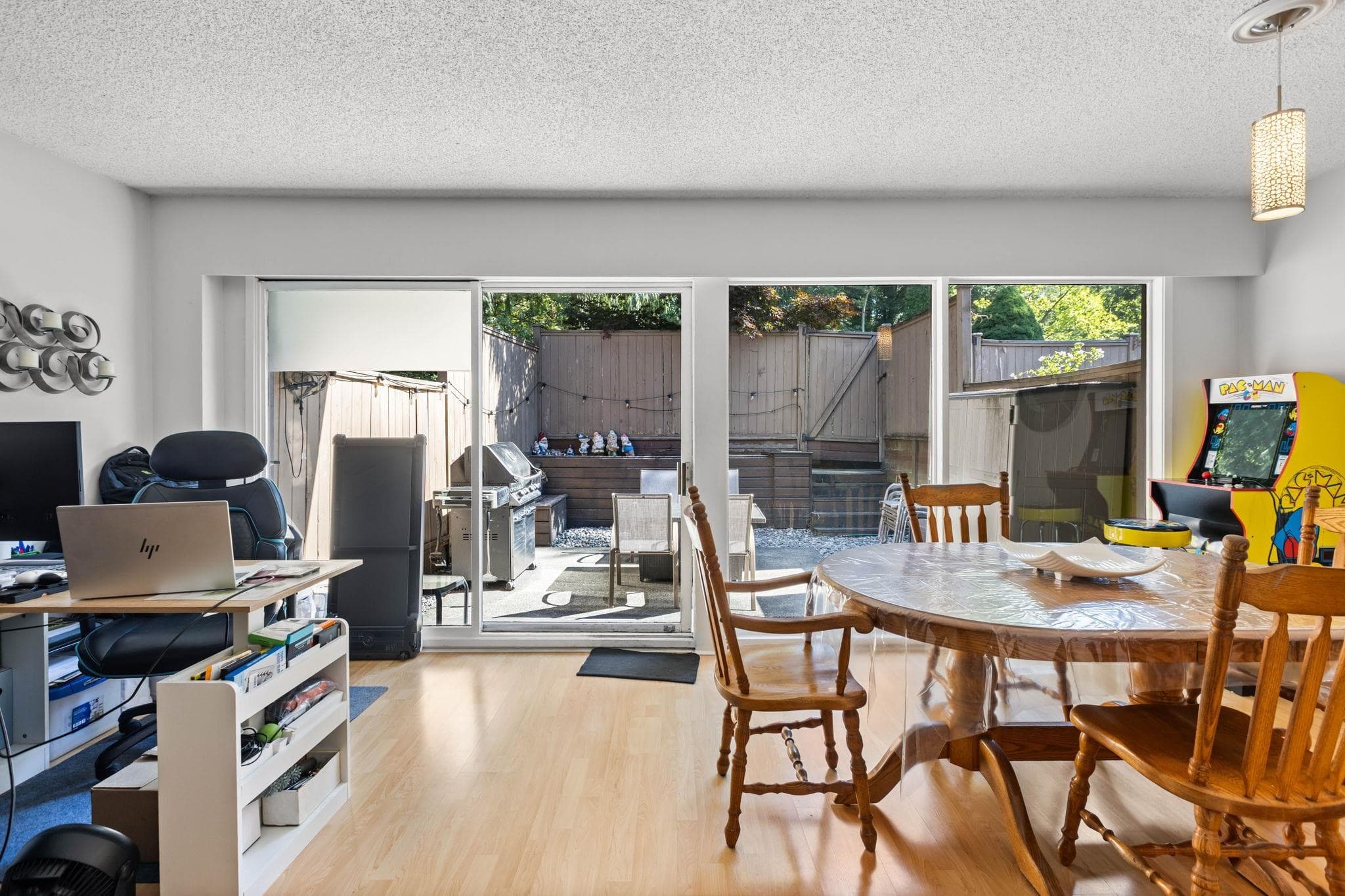 9010 Centaurus Circle, Burnaby, V3J 1C2 — photo 2