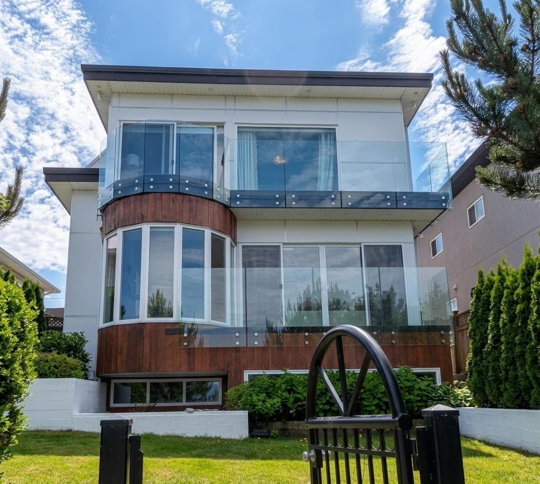 1370 E 35th Avenue, Vancouver, V5W 1C1 — photo 1