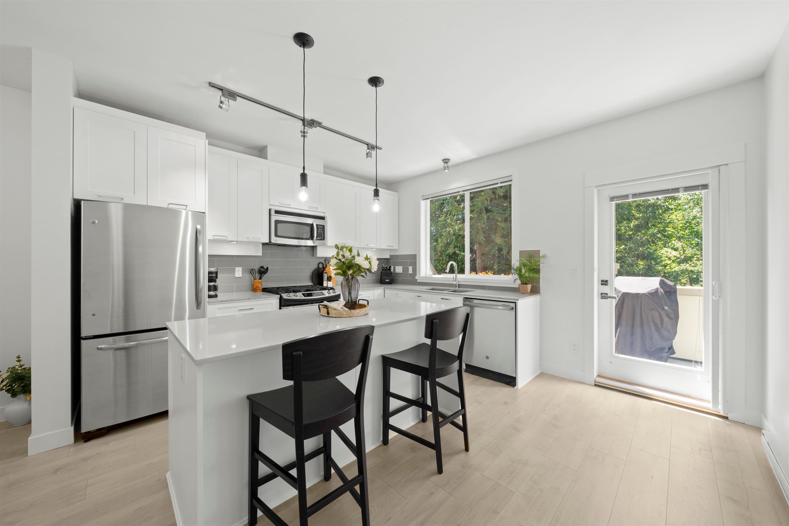 3 - 3395 Galloway Avenue, Coquitlam, V3E 0H2 — photo 5