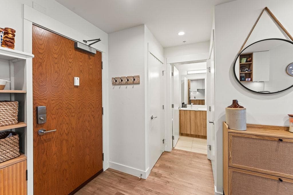 101 - 750 Dogwood Street, Coquitlam, V3J 4B7 — photo 5