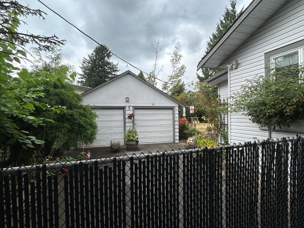 7597 Wren Street, Mission, V2V 3C2 — photo 3