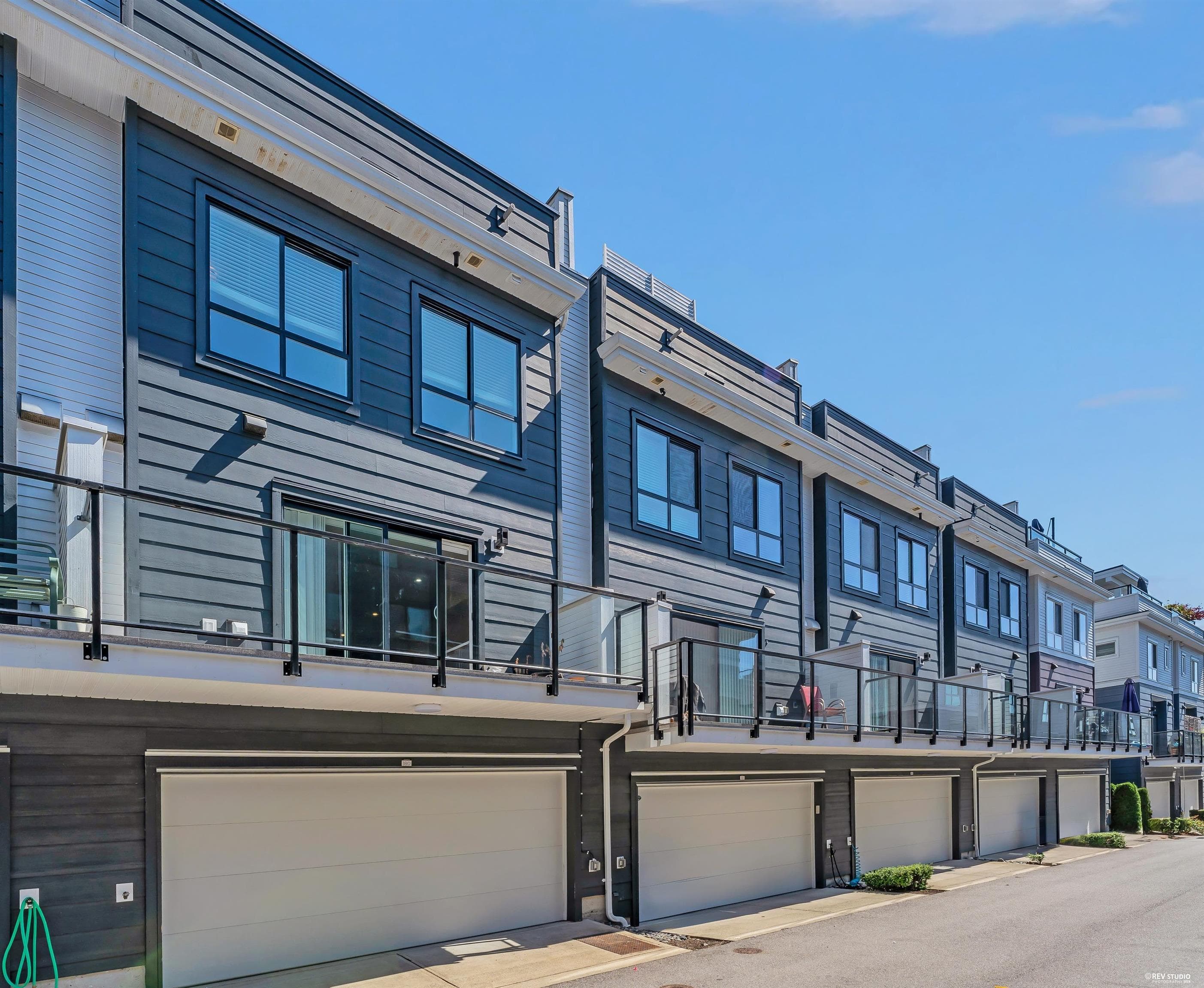 180 - 2277 Oak Meadows Drive, Surrey